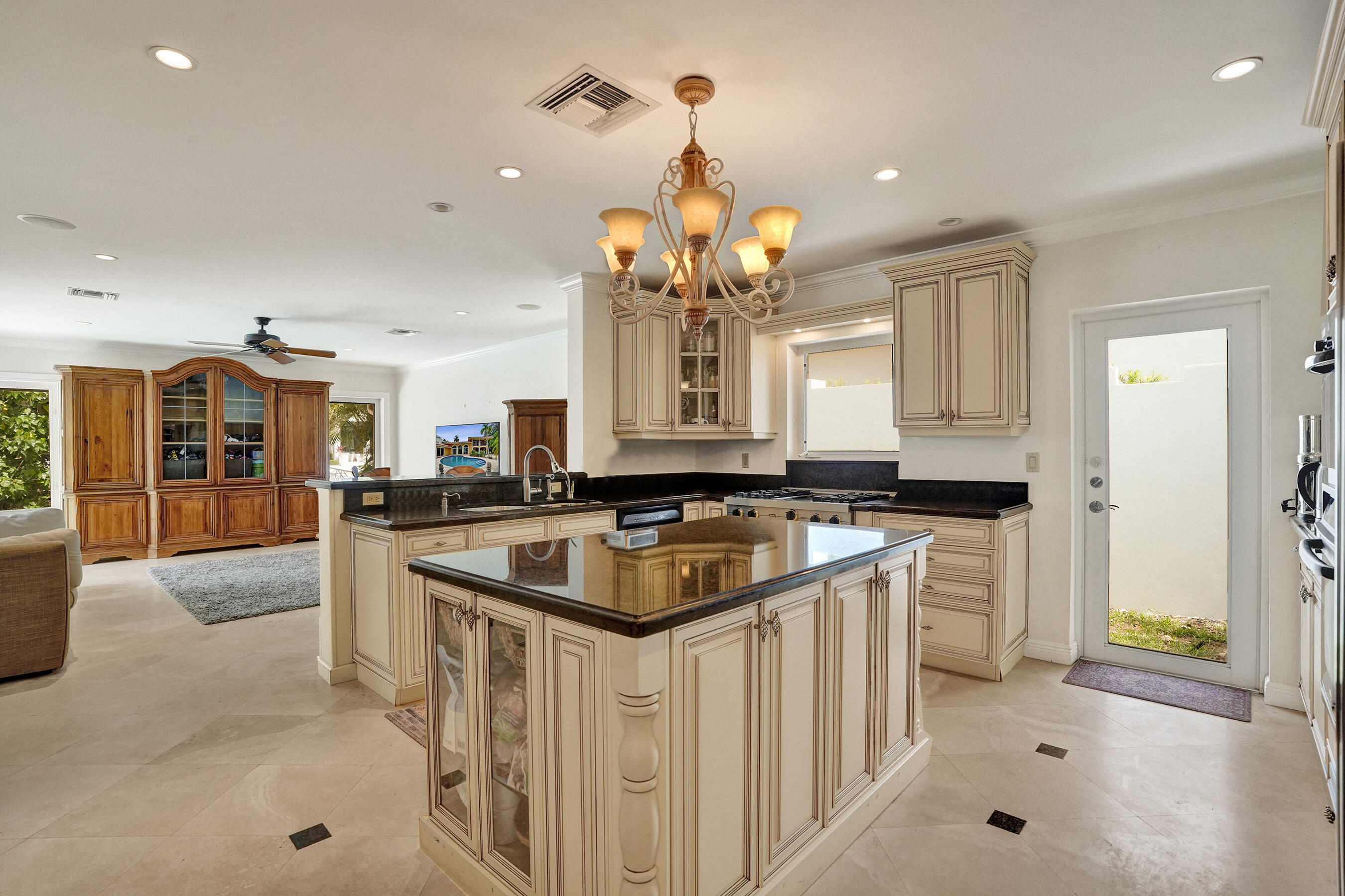 449 Isle Of Palms, Fort Lauderdale FL 33301