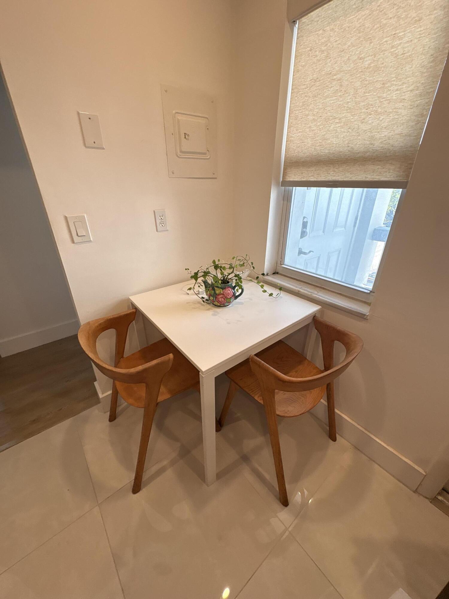 608 NE 2nd #432, Dania Beach FL 33004