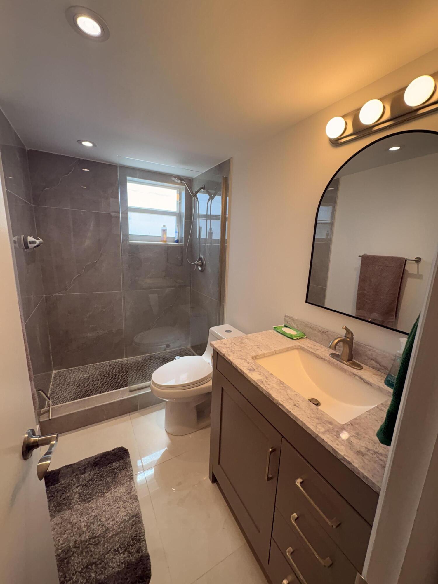 608 NE 2nd #432, Dania Beach FL 33004