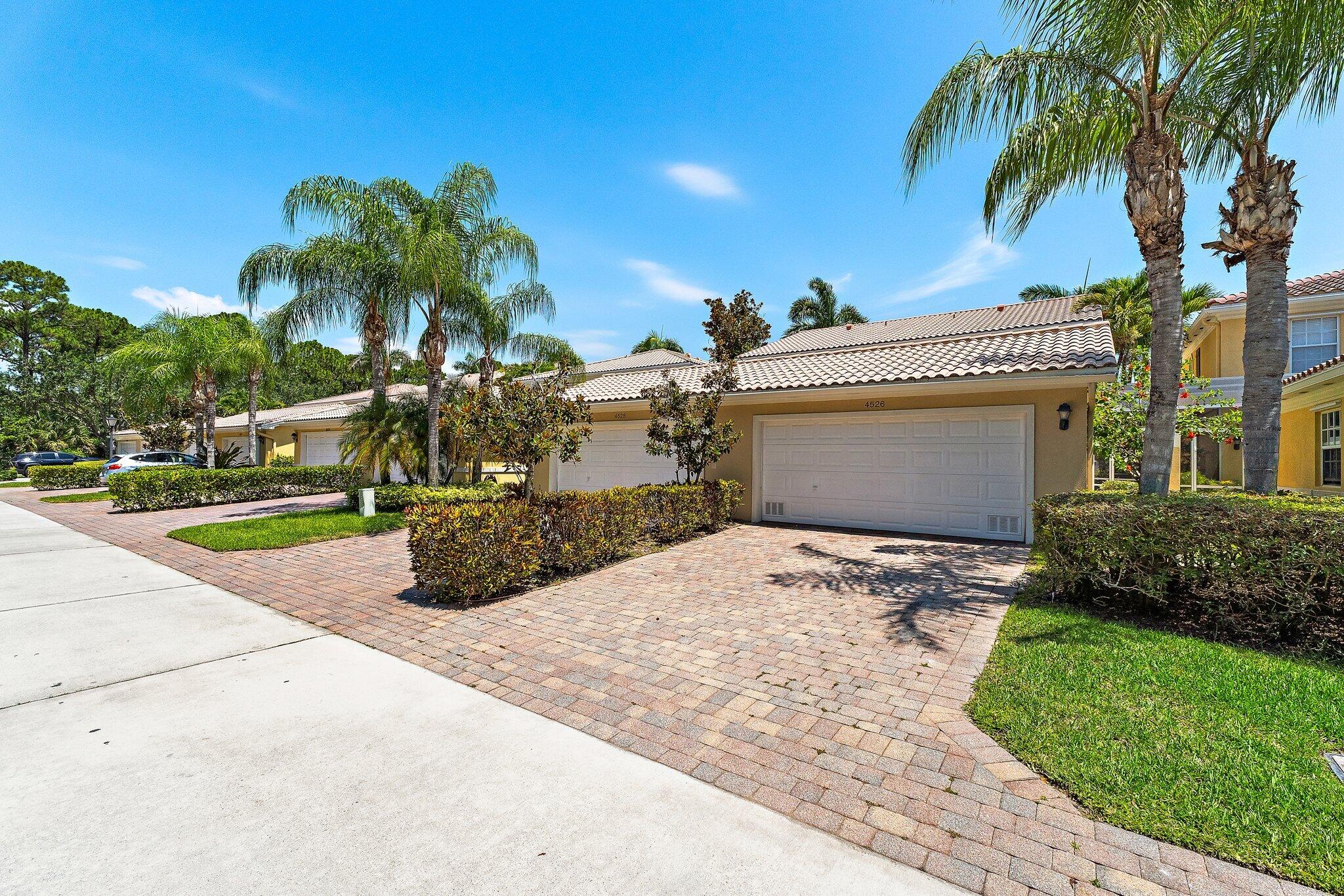 4526 Illicium, Palm Beach Gardens FL 33418