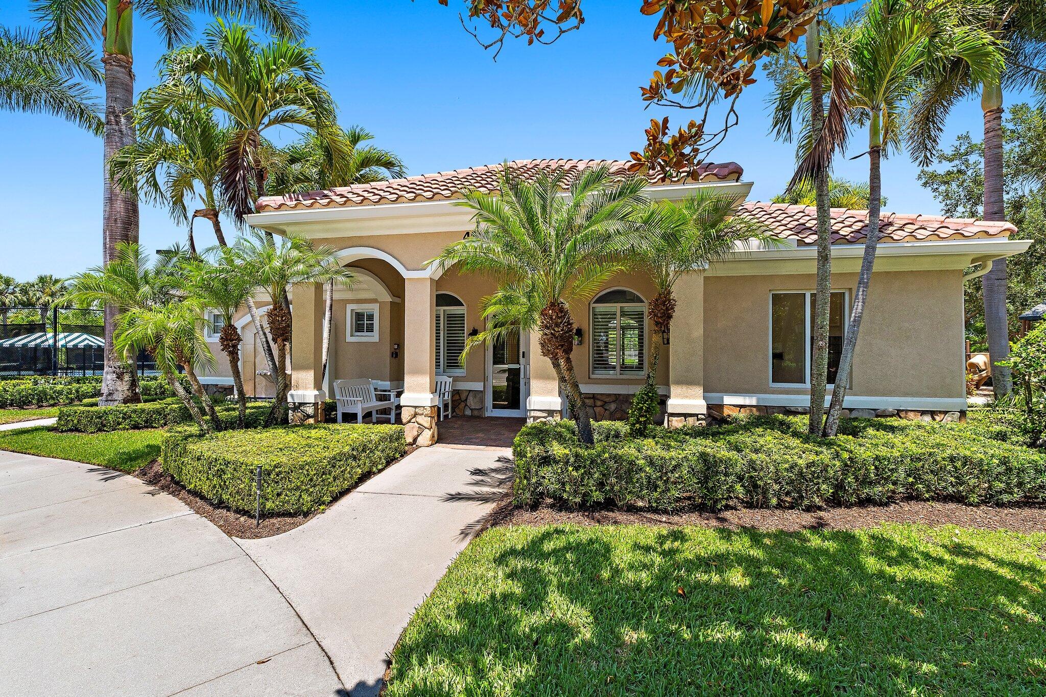 4526 Illicium, Palm Beach Gardens FL 33418