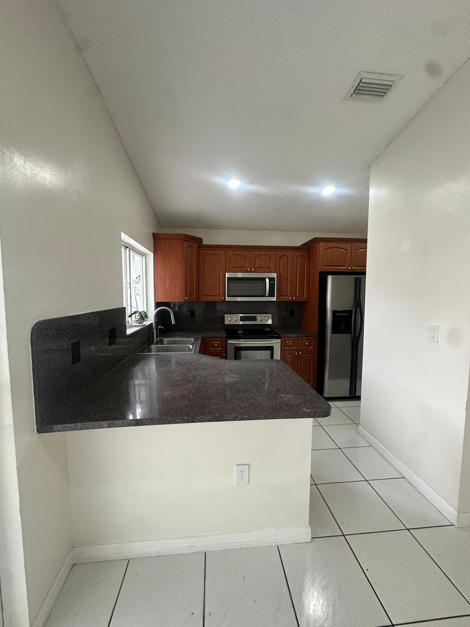 9316 NW 121st #51, Hialeah Gardens FL 33018