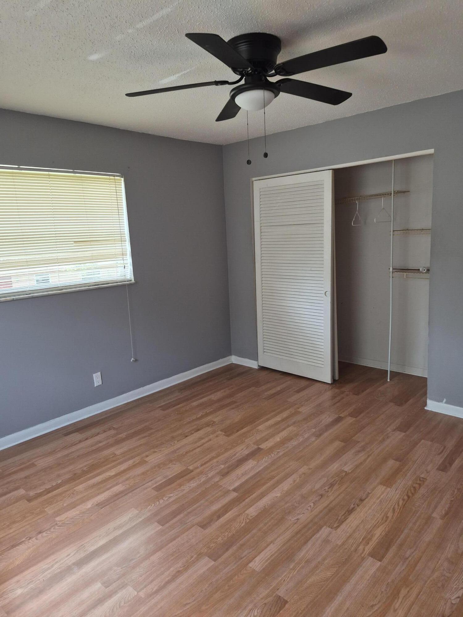 1001 SW 74th #201a, North Lauderdale FL 33068