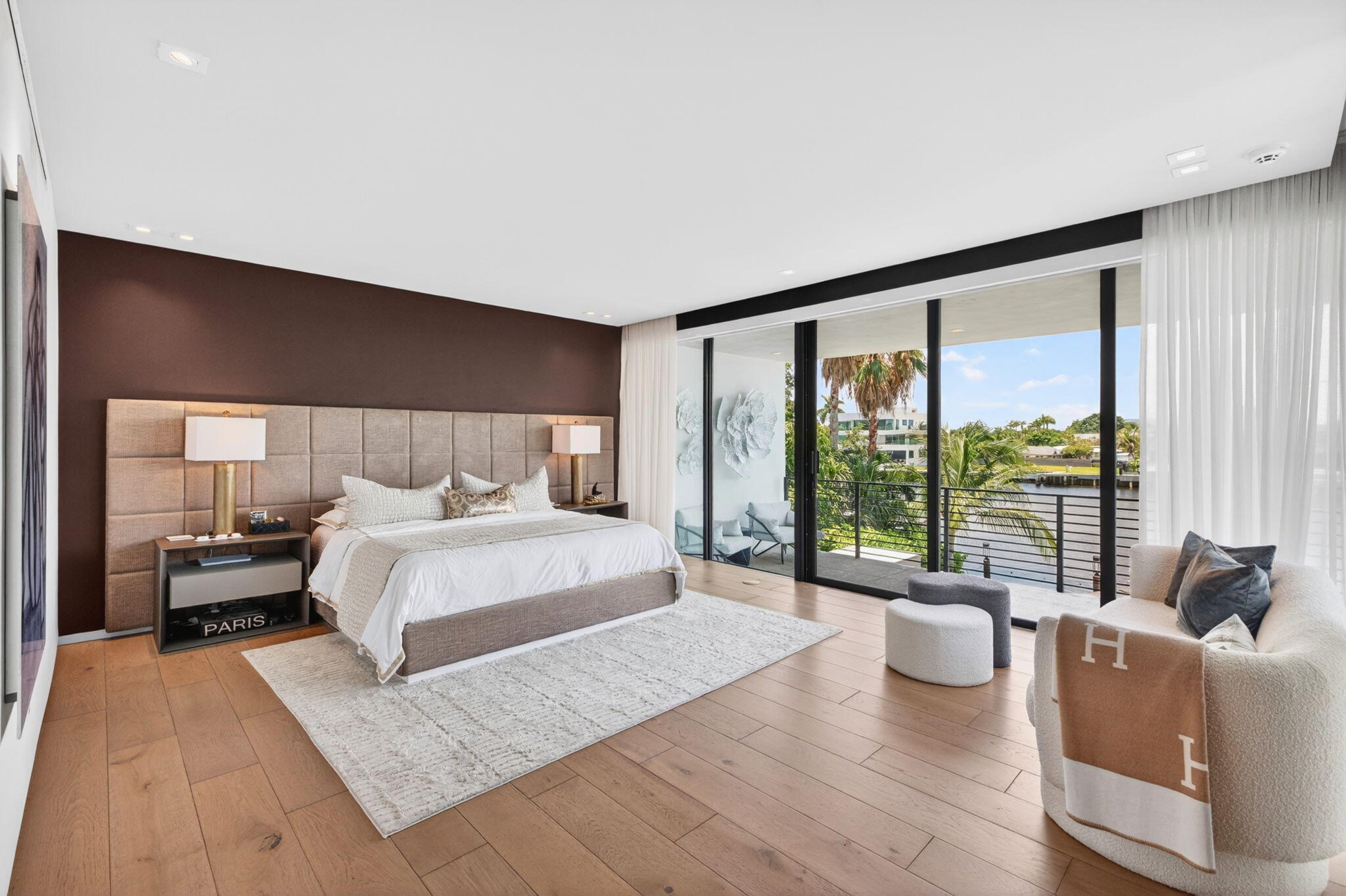 1529 Middle River, Fort Lauderdale FL 33304