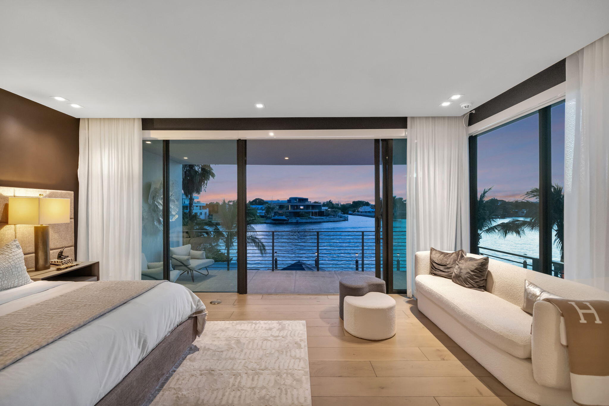 1529 Middle River, Fort Lauderdale FL 33304