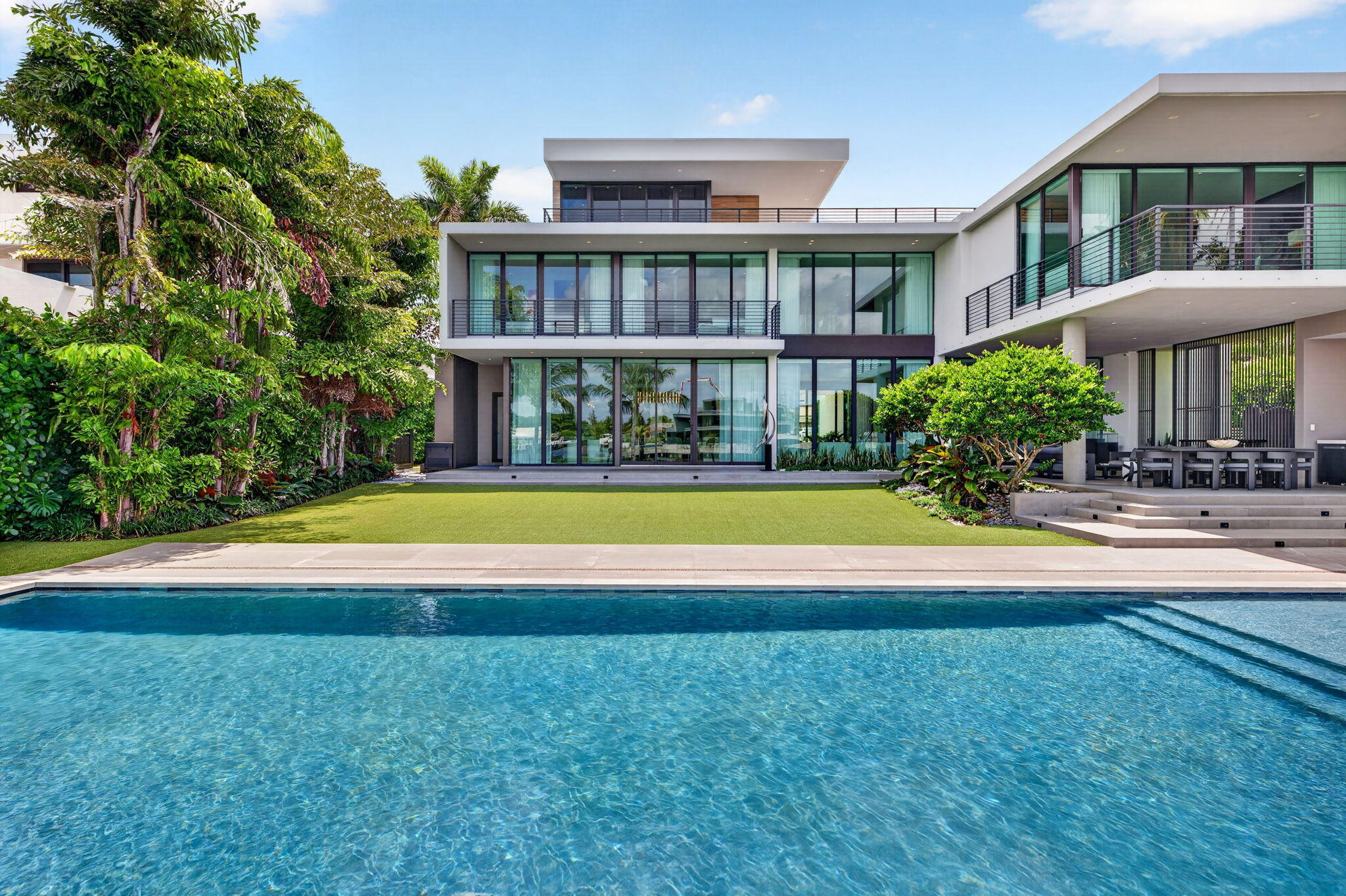 1529 Middle River, Fort Lauderdale FL 33304