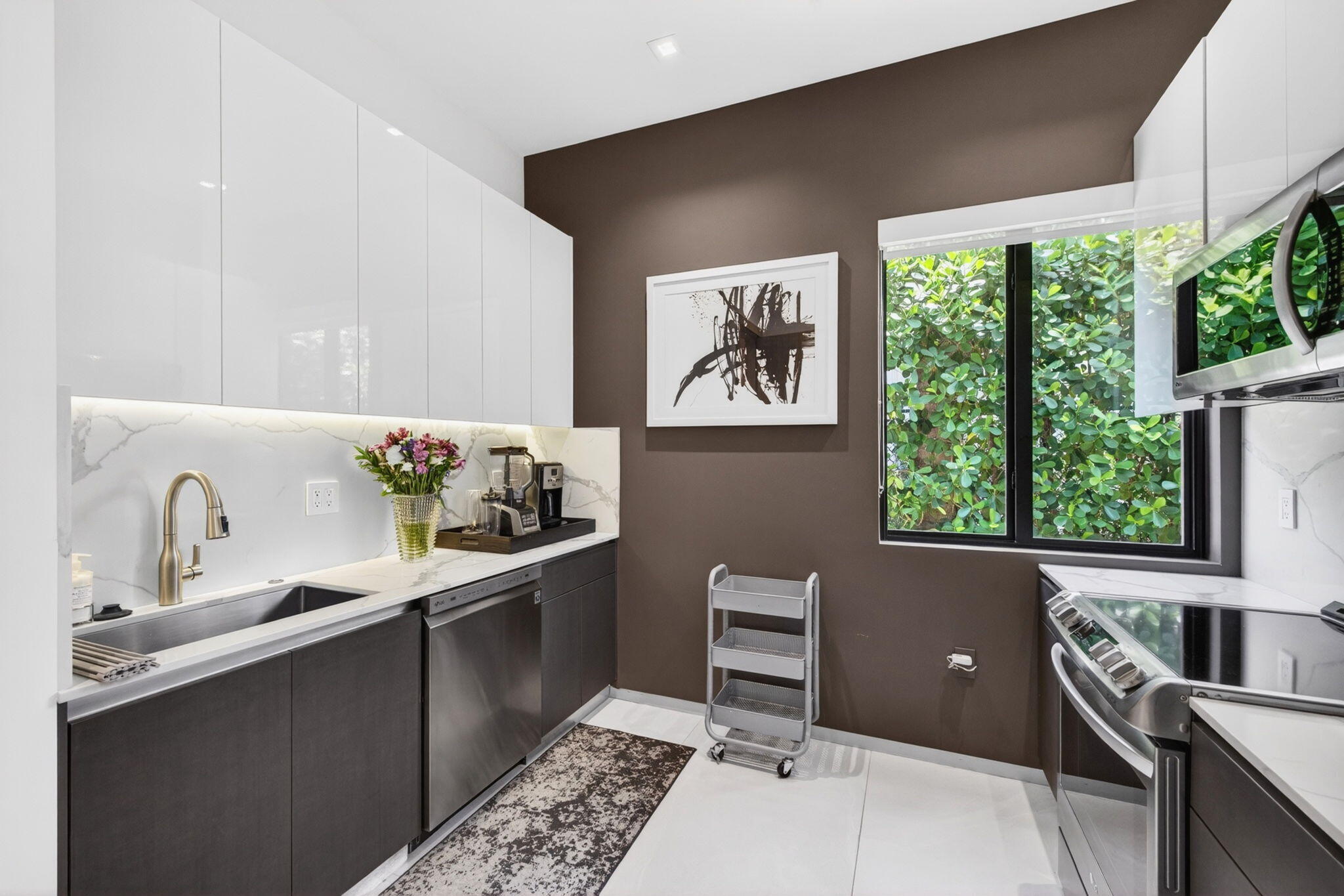 1529 Middle River, Fort Lauderdale FL 33304