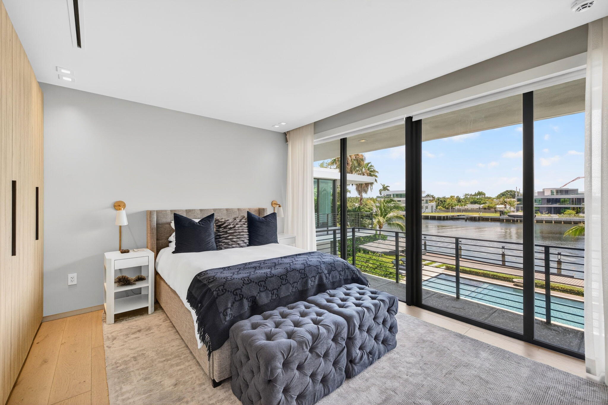 1529 Middle River, Fort Lauderdale FL 33304