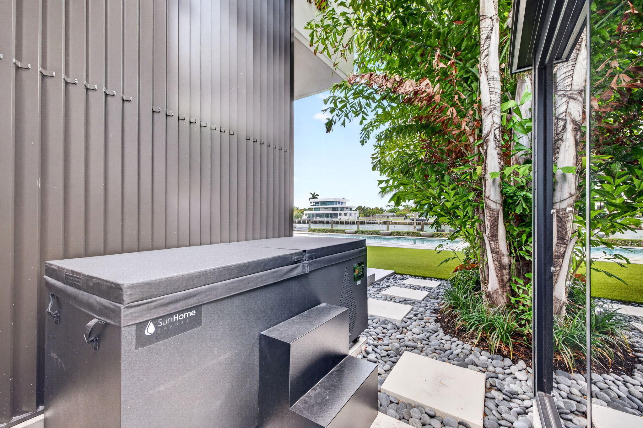 1529 Middle River, Fort Lauderdale FL 33304