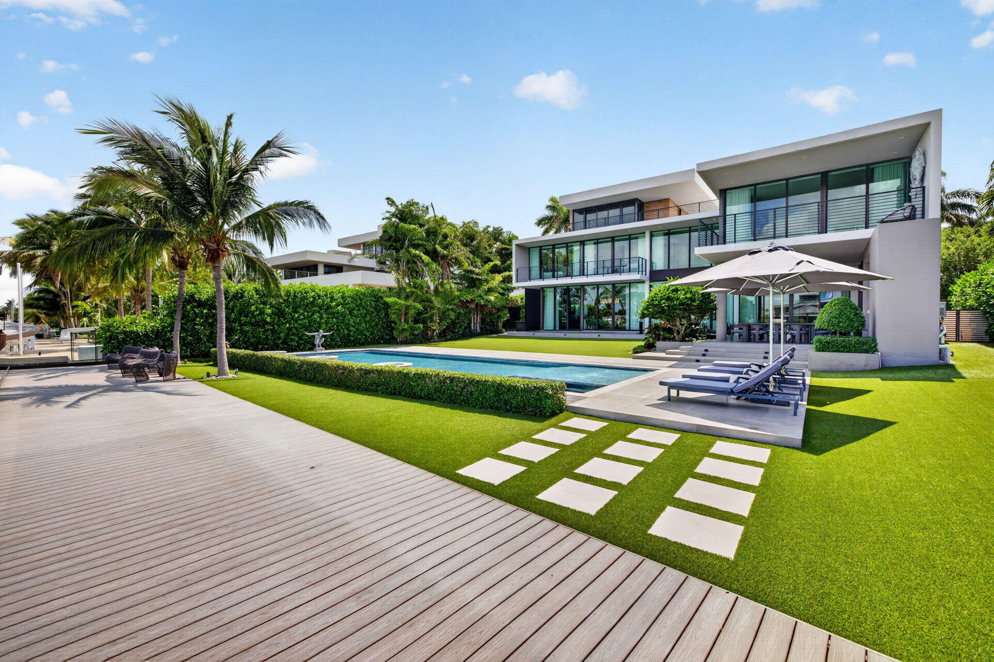 1529 Middle River, Fort Lauderdale FL 33304