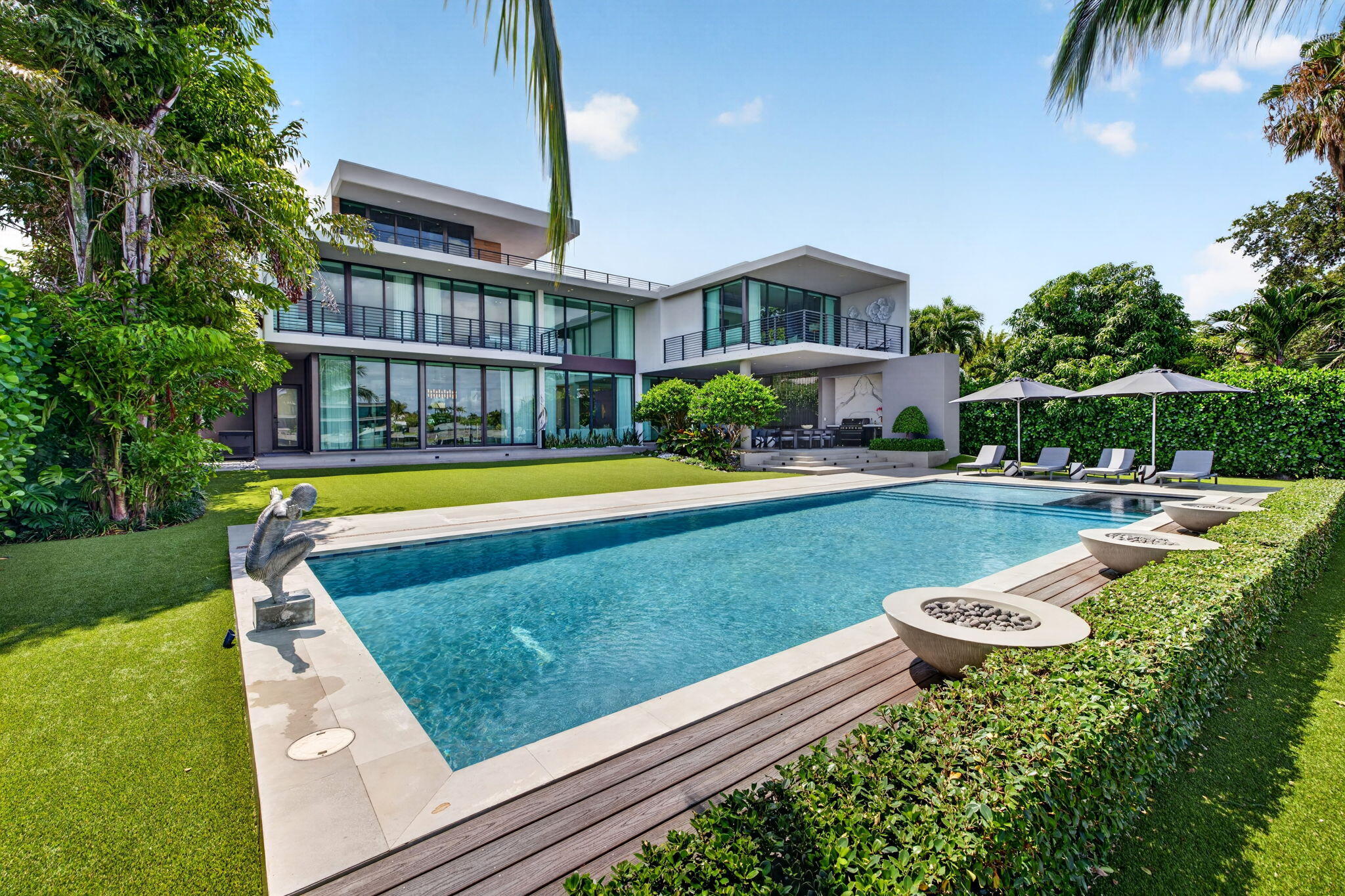 1529 Middle River, Fort Lauderdale FL 33304