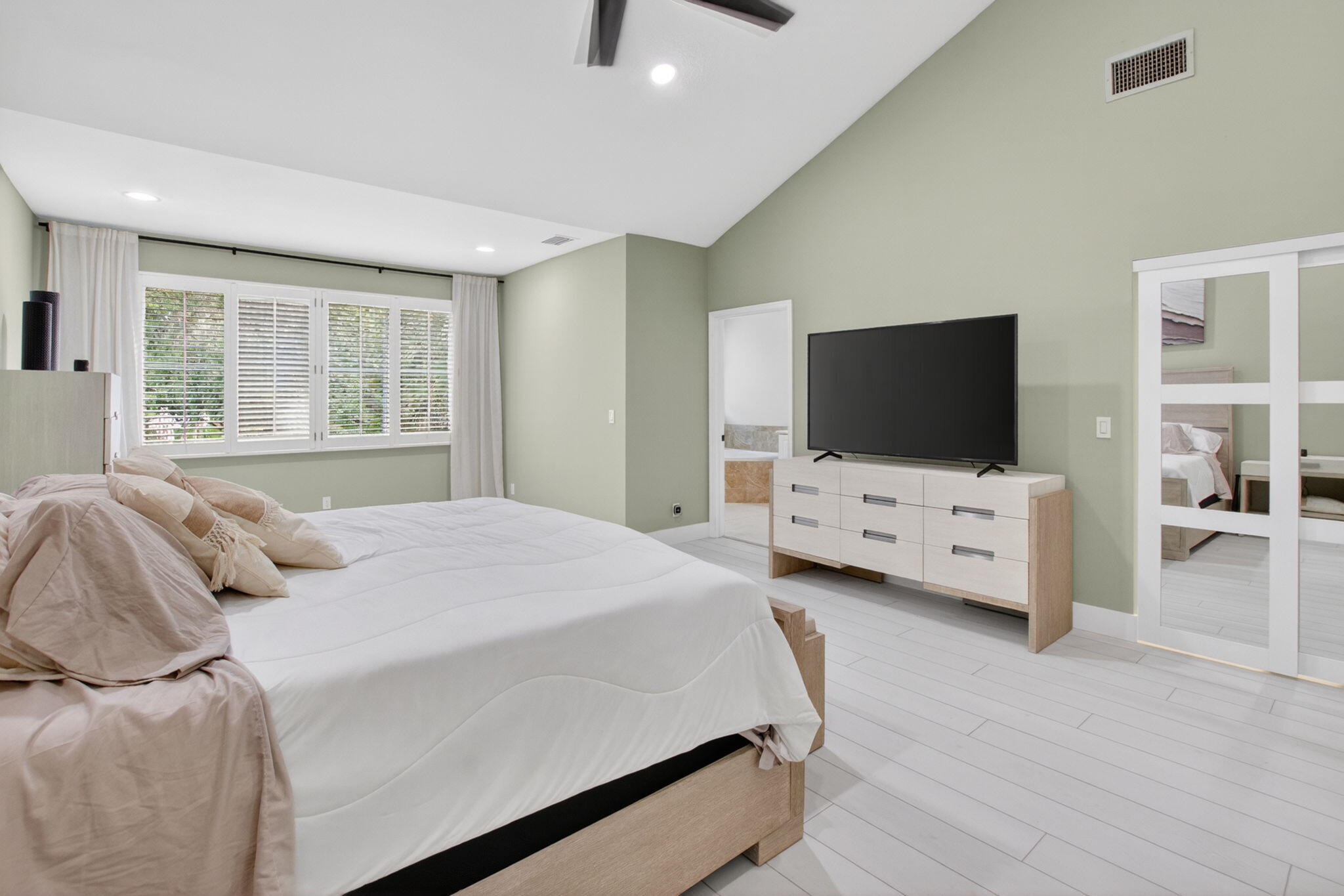 124 Las Brisas, Hypoluxo FL 33462