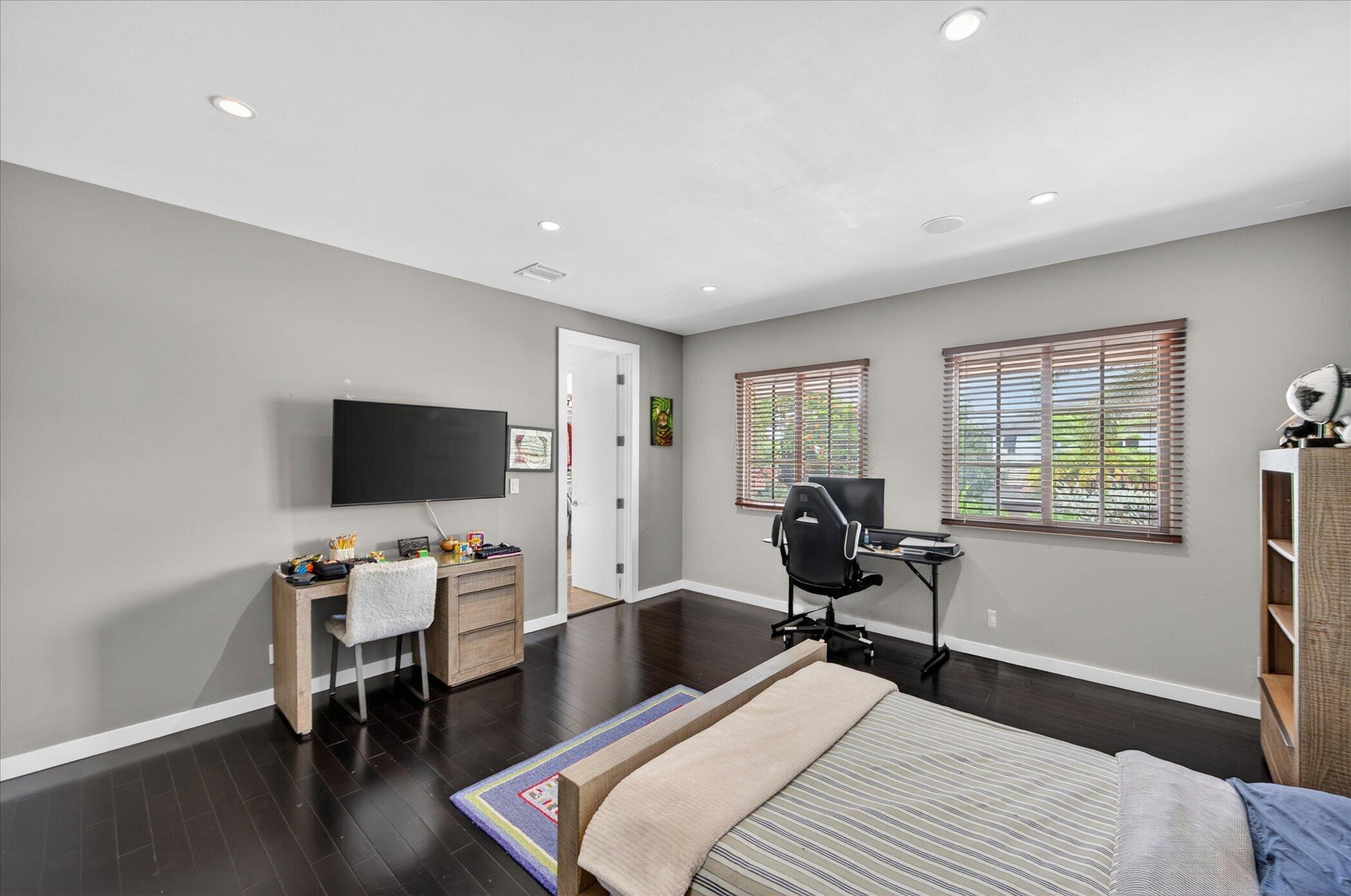 2740 NE 17th, Fort Lauderdale FL 33305