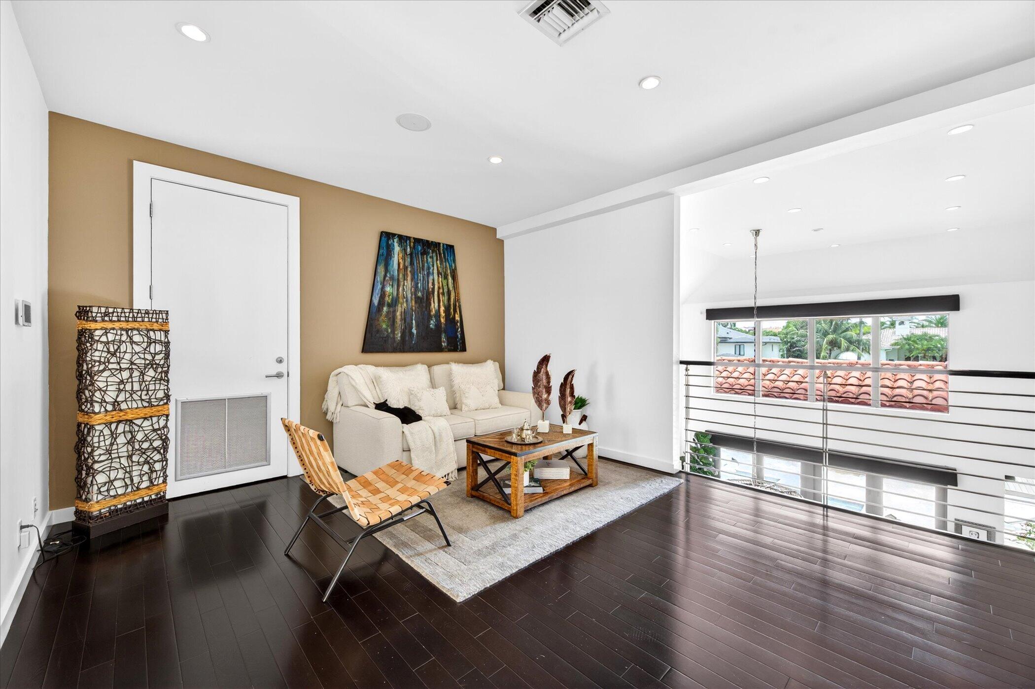 2740 NE 17th, Fort Lauderdale FL 33305