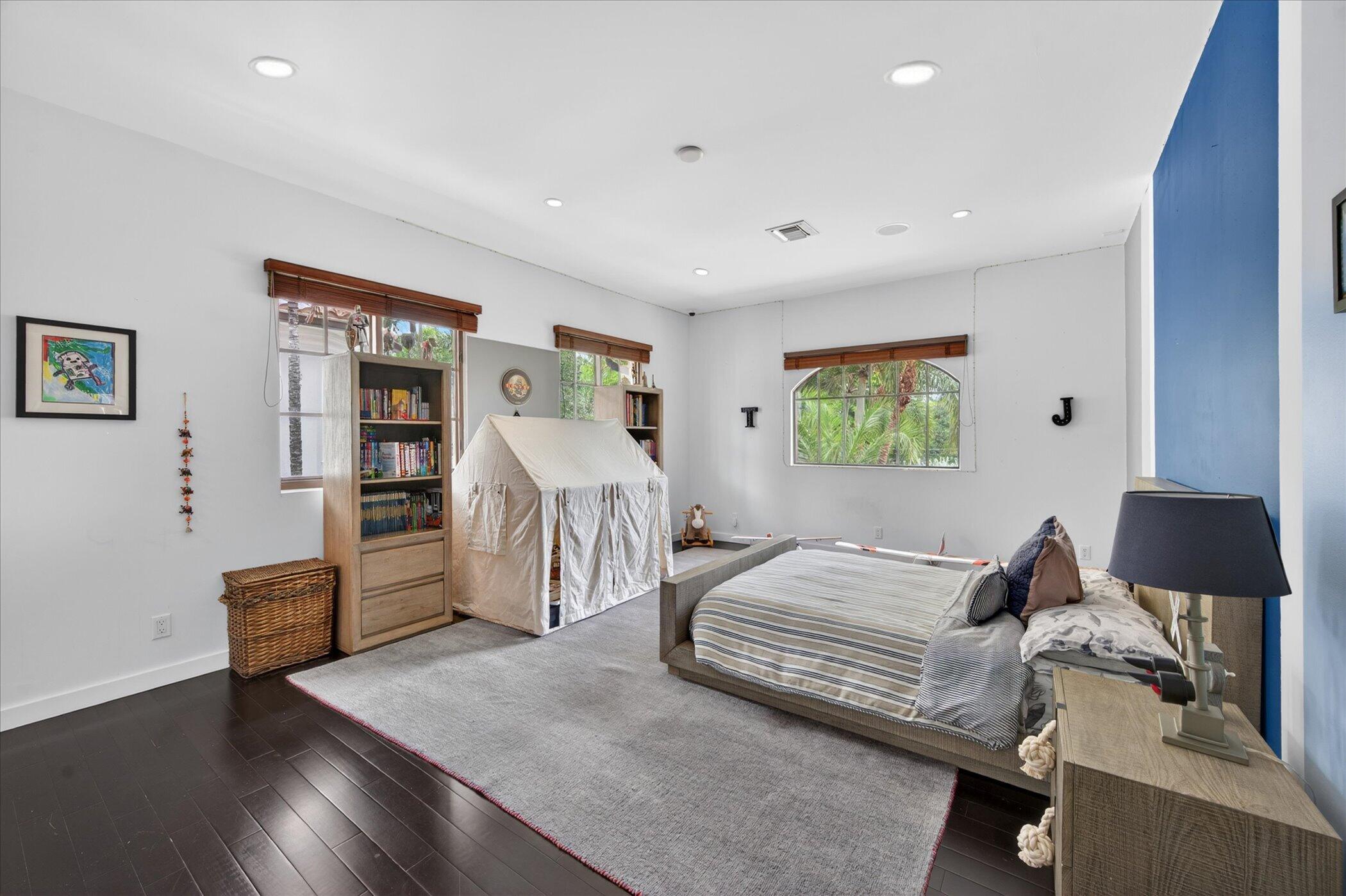 2740 NE 17th, Fort Lauderdale FL 33305