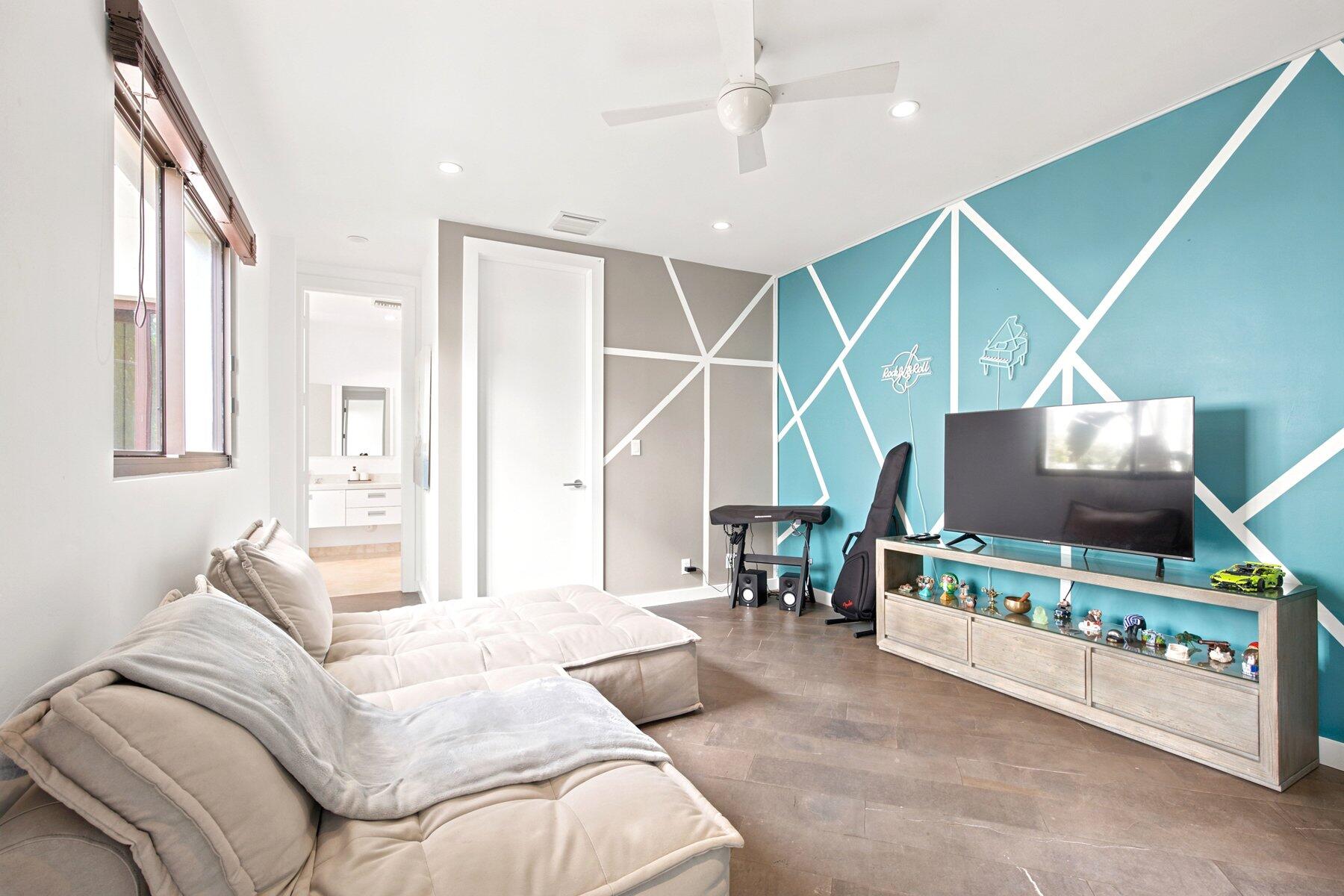 2740 NE 17th, Fort Lauderdale FL 33305