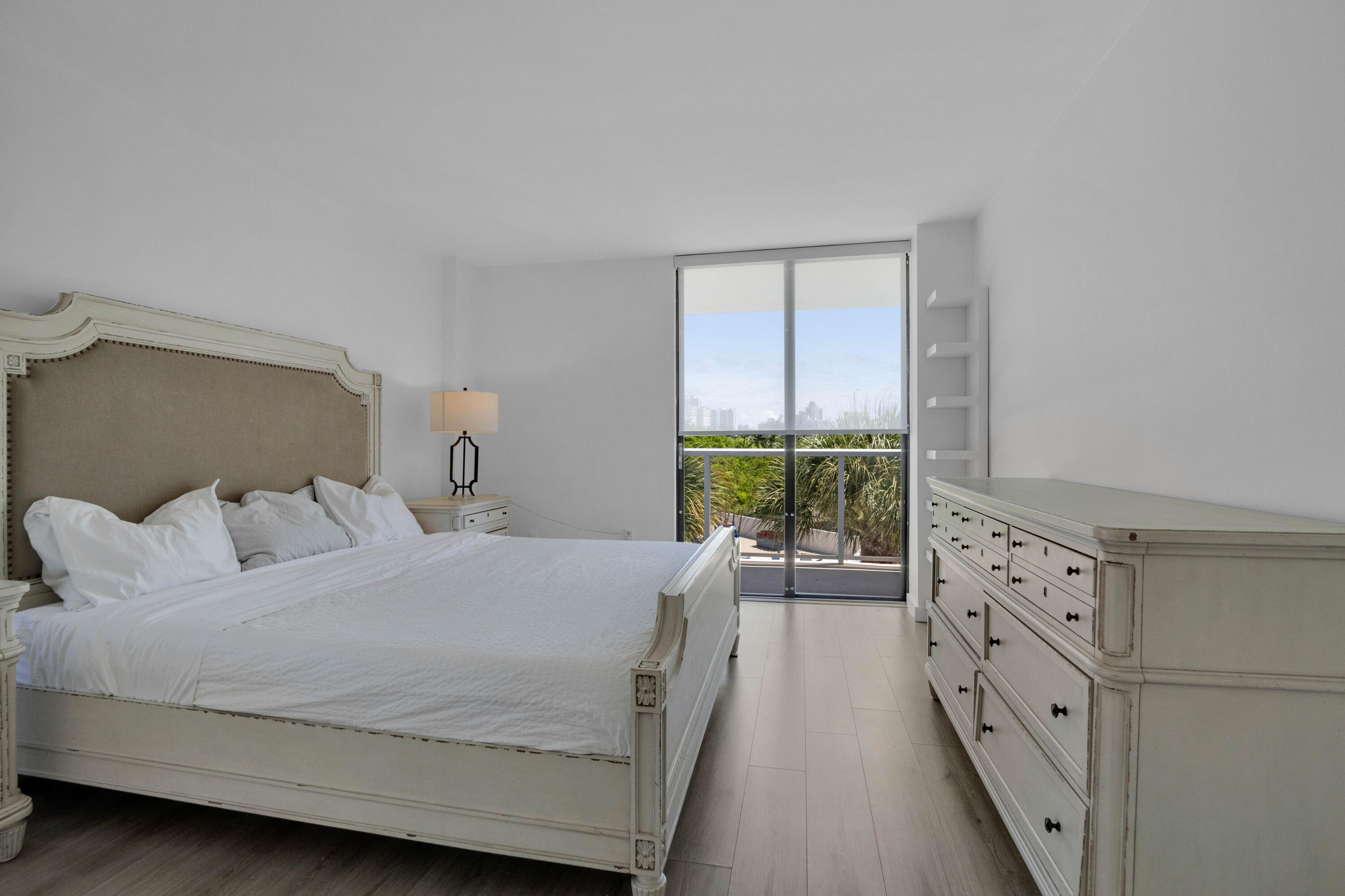 3701 N Country Club #404, Aventura FL 33180