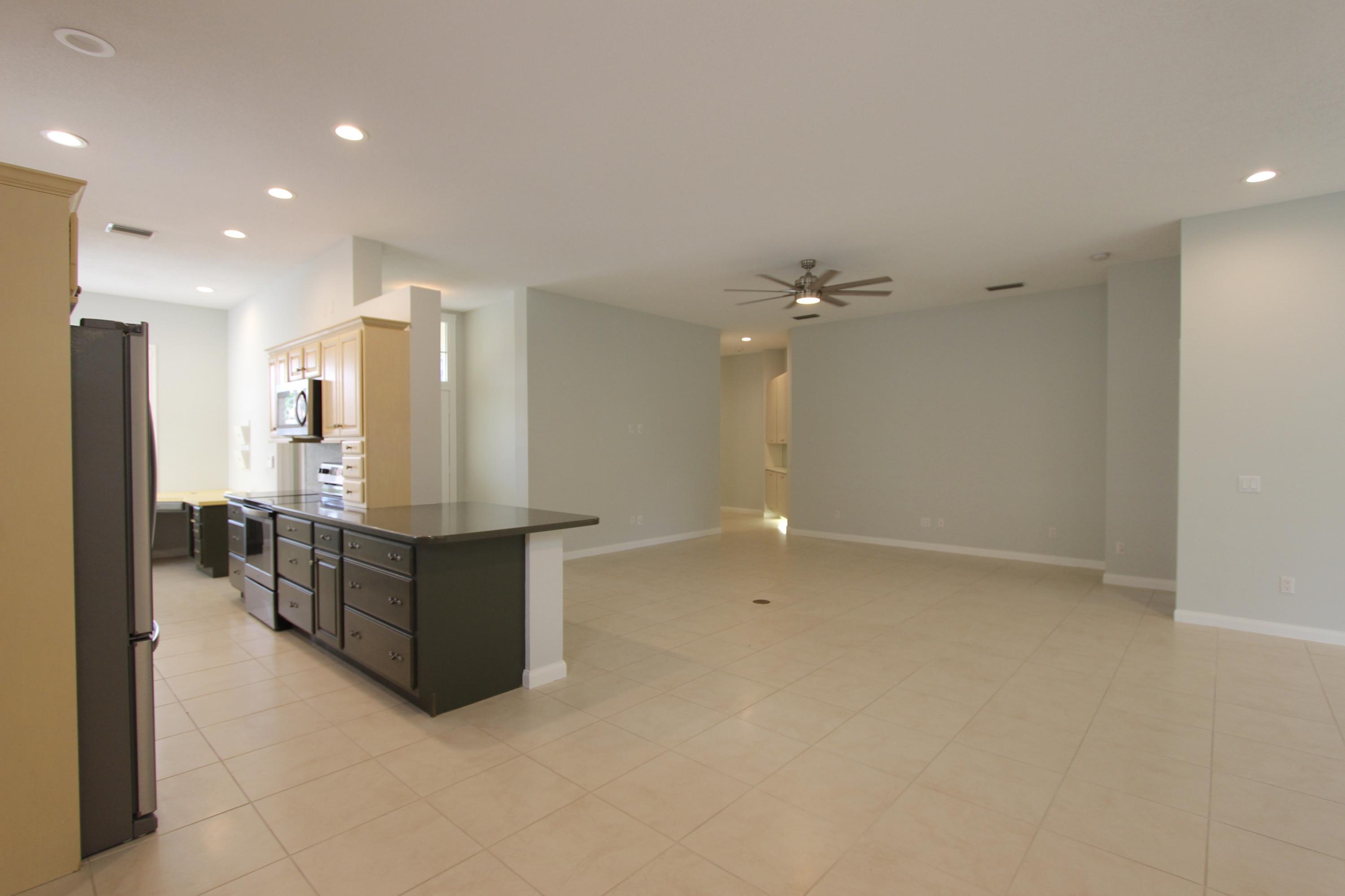 117 Hampton, Jupiter FL 33458