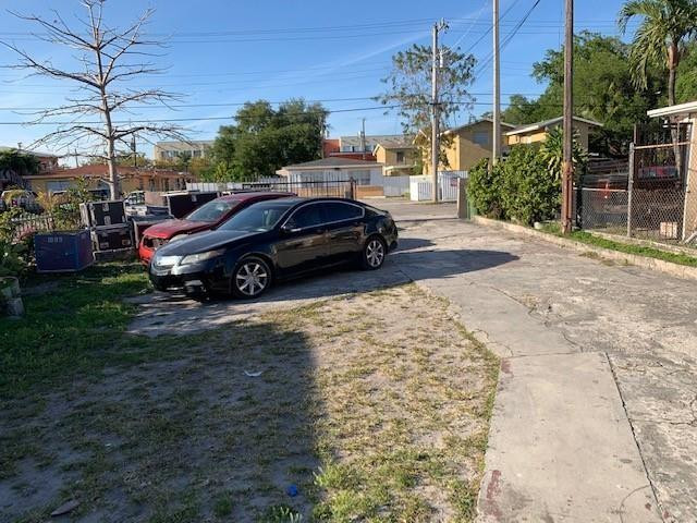 1850 NW 35th, Miami FL 33142