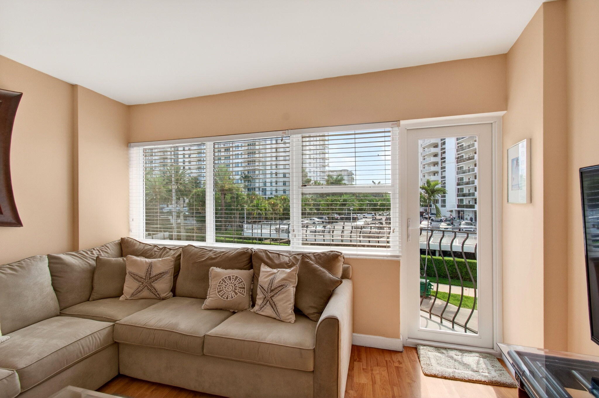 3250 NE 28th #Unit 302, Fort Lauderdale FL 33308