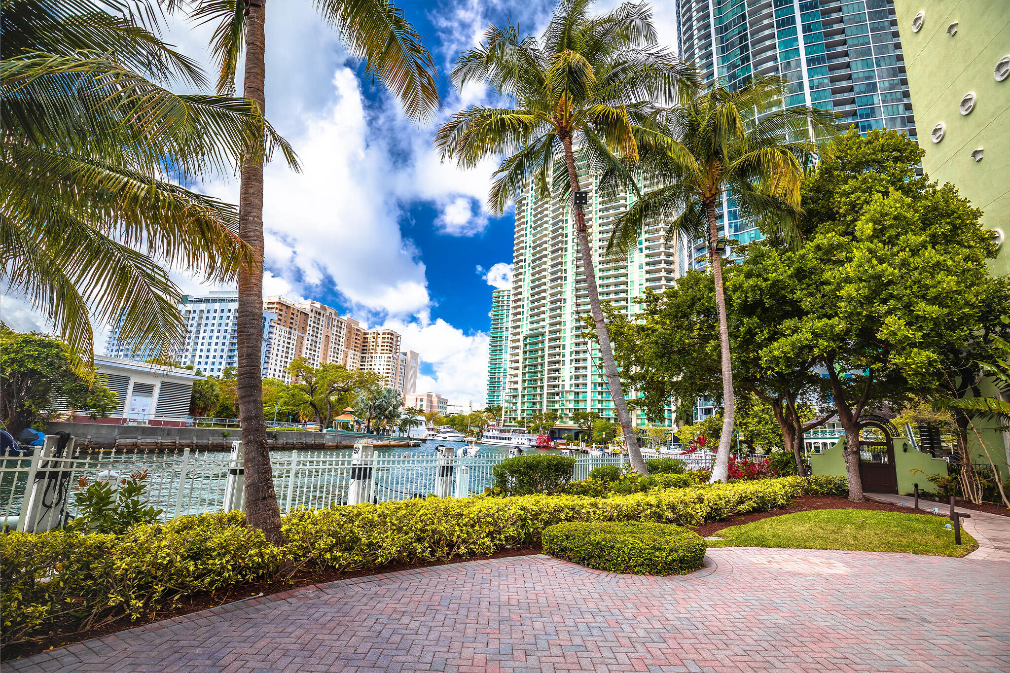 2500 E Las Olas #1006, Fort Lauderdale FL 33301