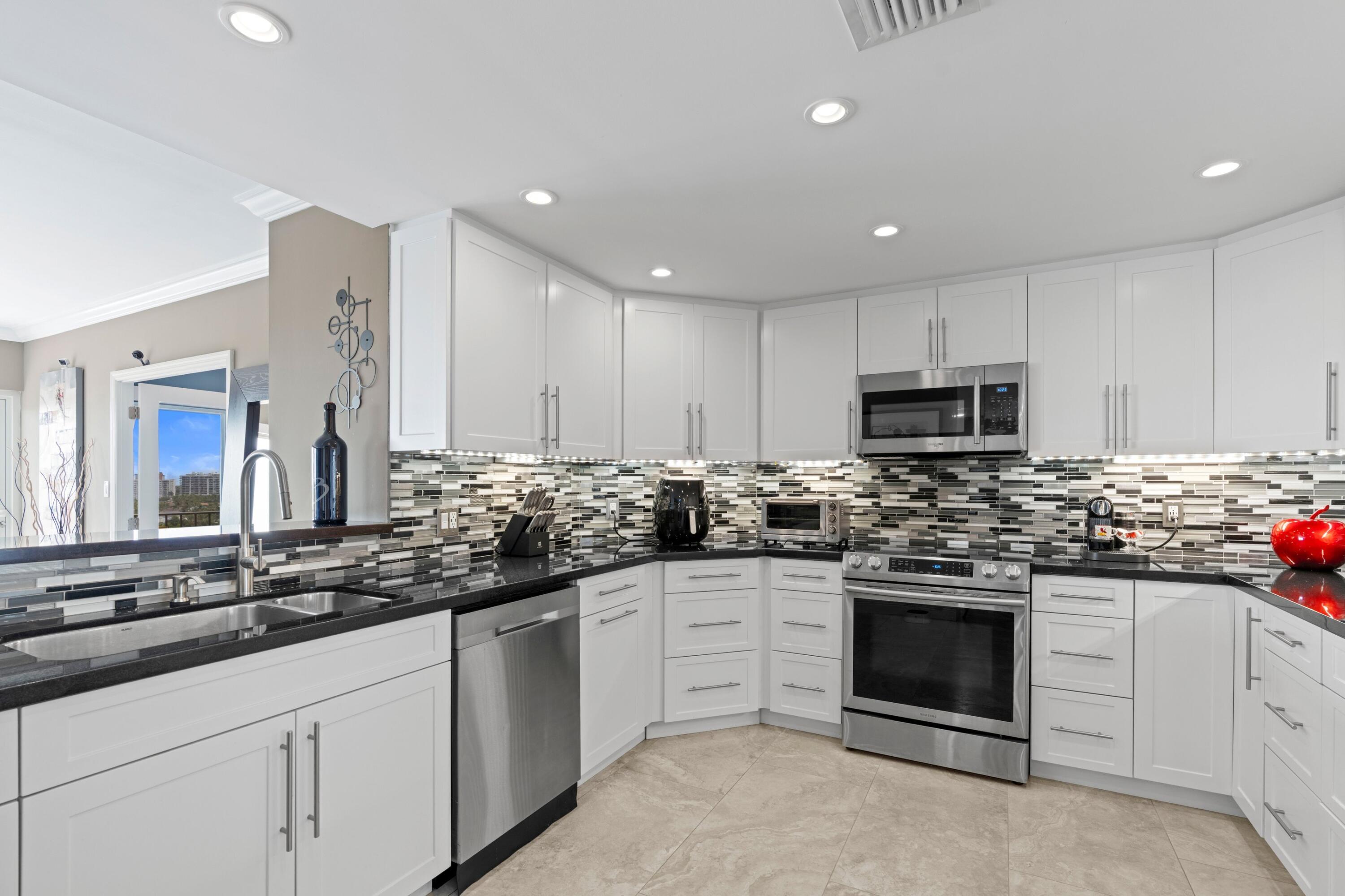 2500 E Las Olas #1006, Fort Lauderdale FL 33301