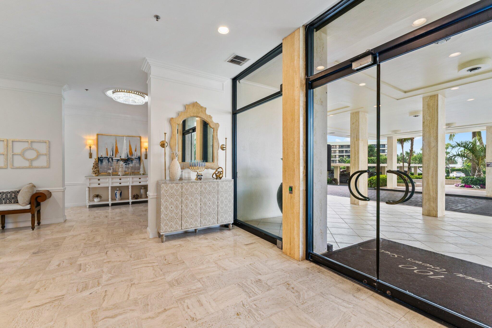 100 S Beach, Jupiter FL 33469