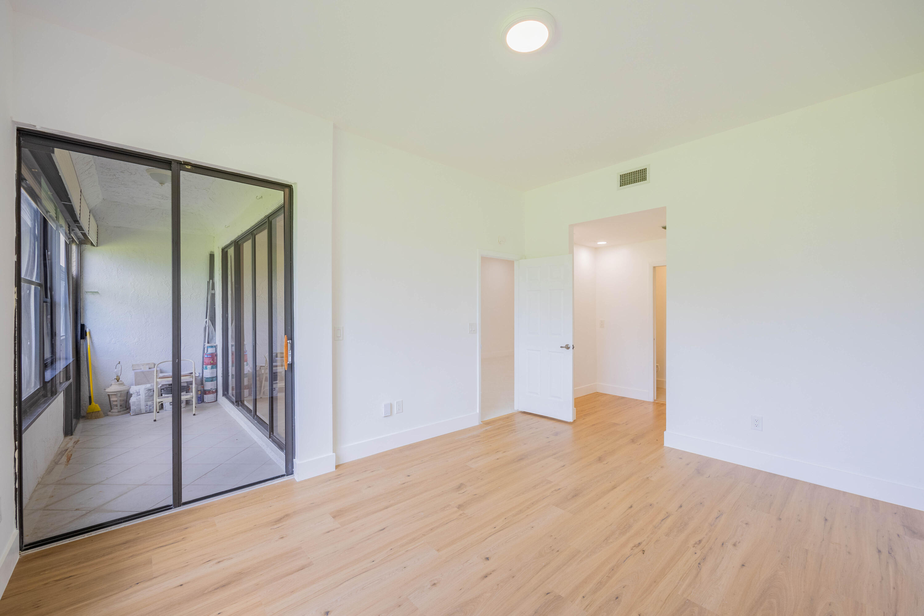 7520 La Paz #104, Boca Raton FL 33433