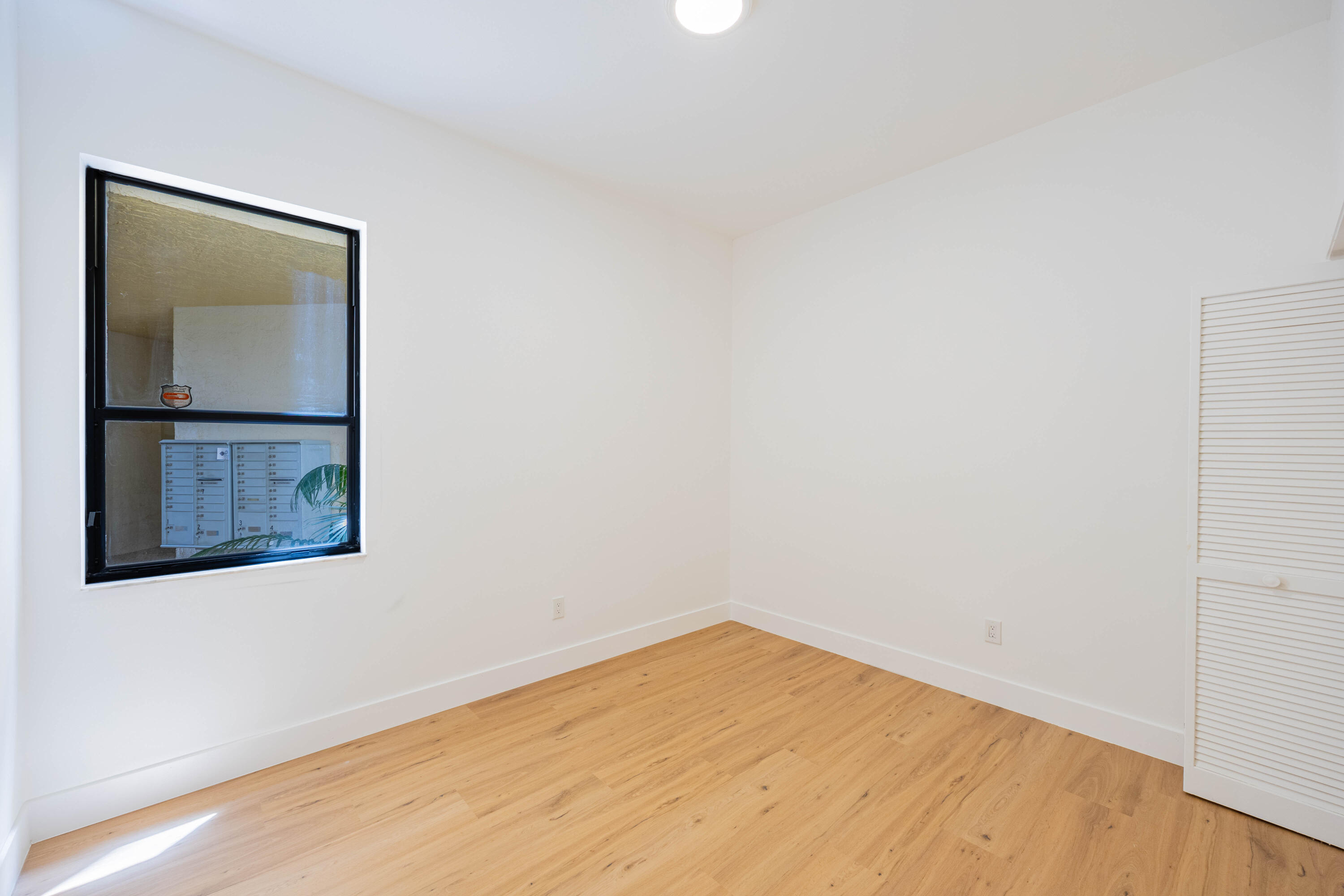 7520 La Paz #104, Boca Raton FL 33433