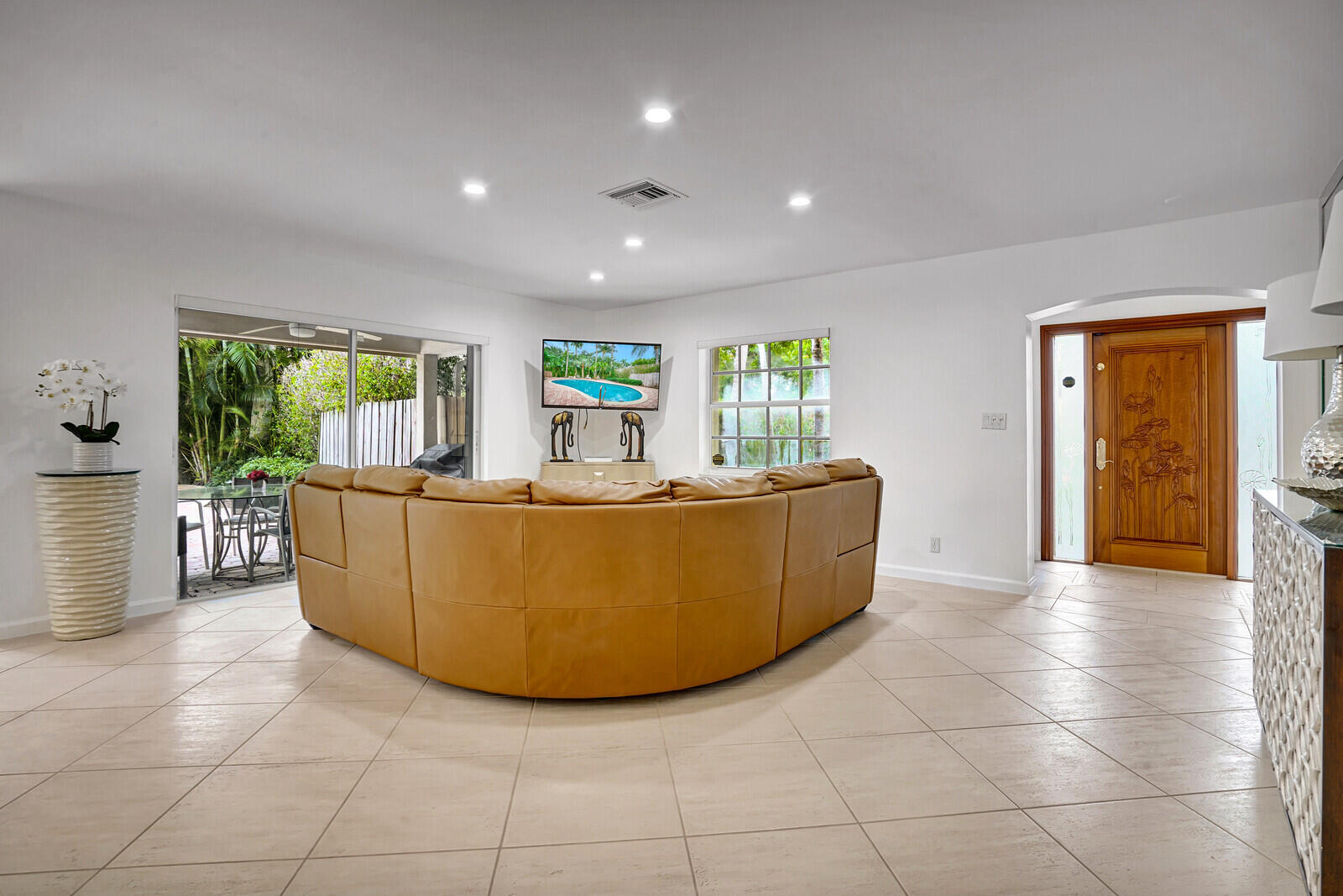 290 E Fern, Boca Raton FL 33432
