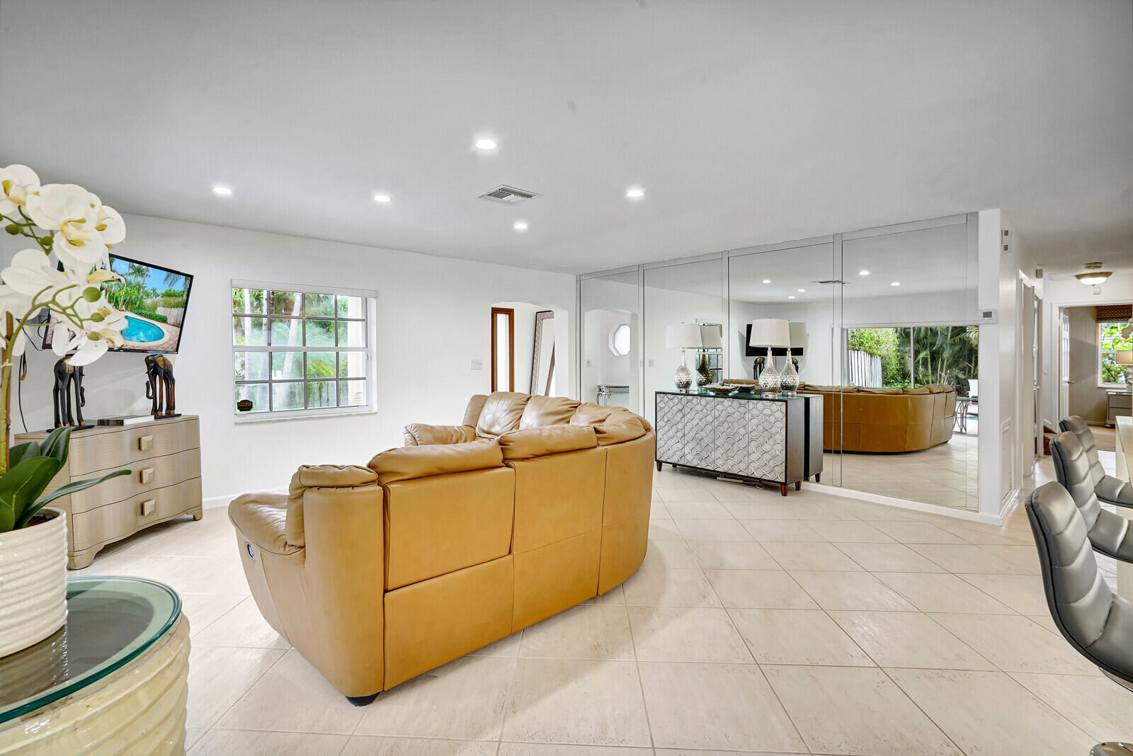 290 E Fern, Boca Raton FL 33432