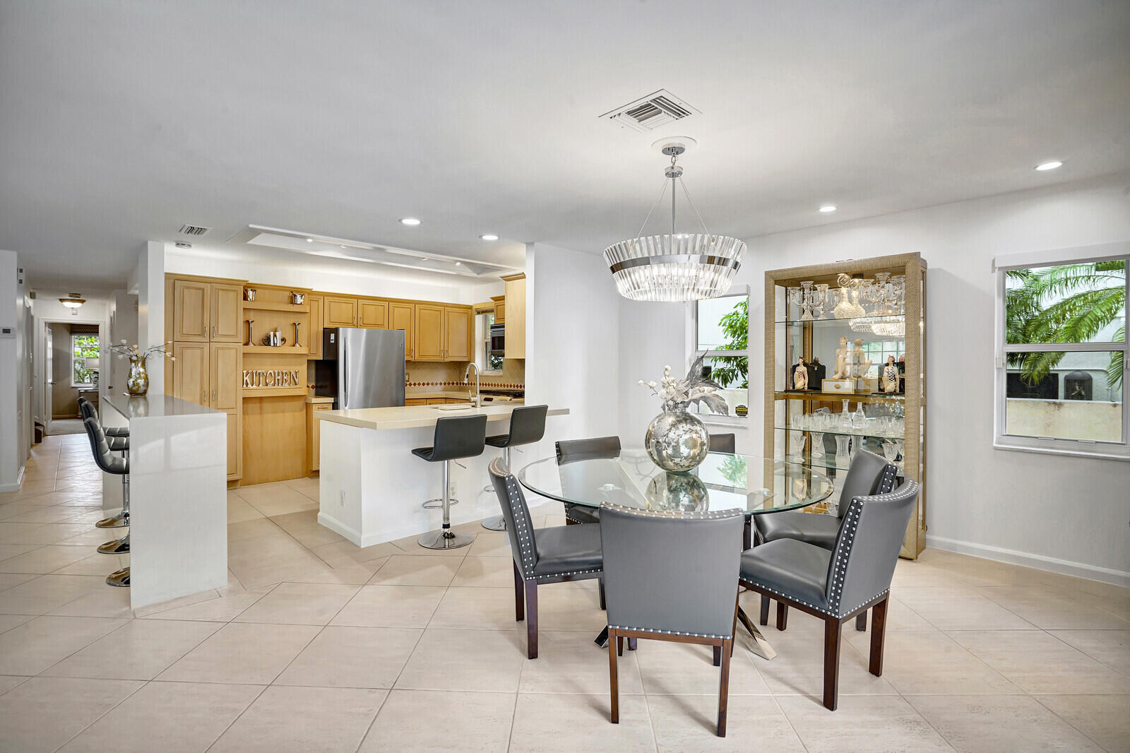 290 E Fern, Boca Raton FL 33432