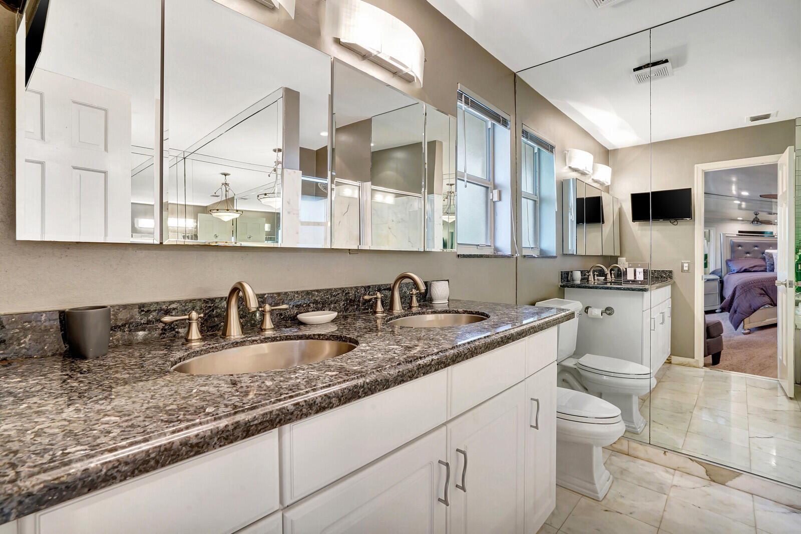 290 E Fern, Boca Raton FL 33432
