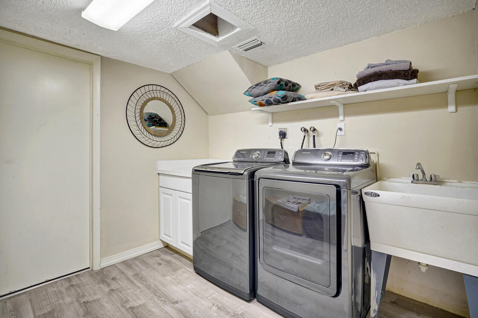 290 E Fern, Boca Raton FL 33432