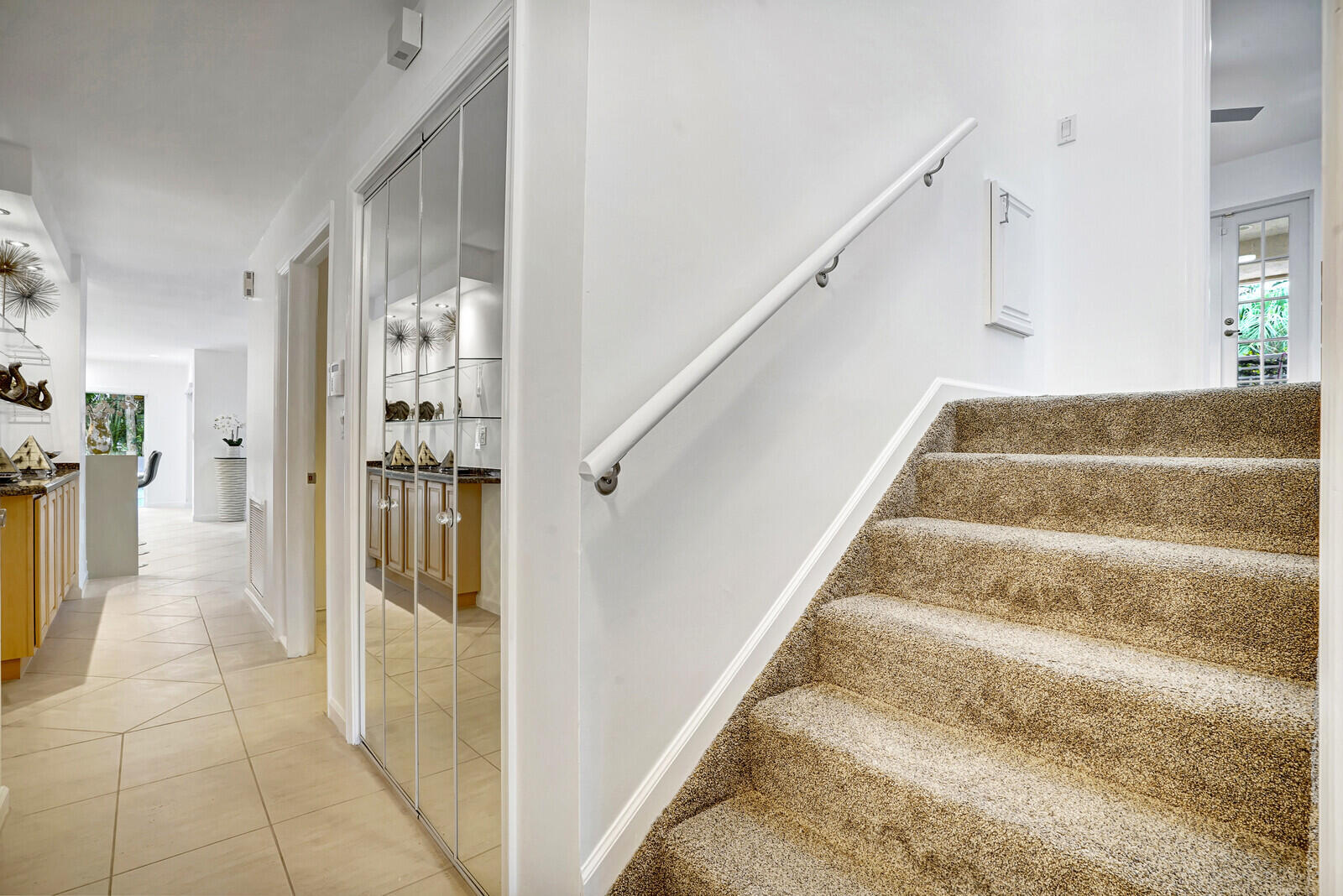 290 E Fern, Boca Raton FL 33432