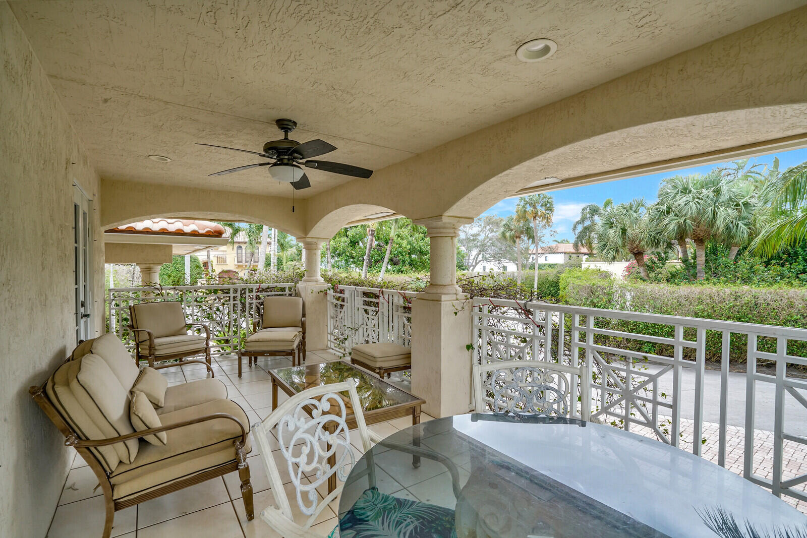 290 E Fern, Boca Raton FL 33432
