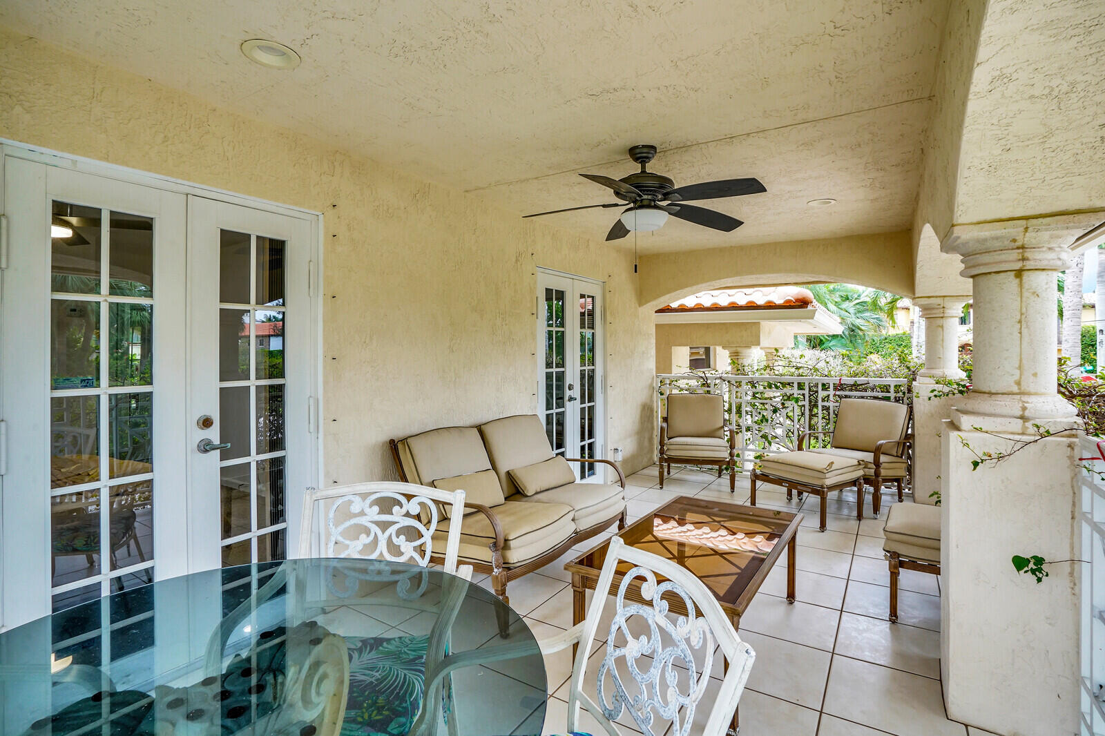 290 E Fern, Boca Raton FL 33432
