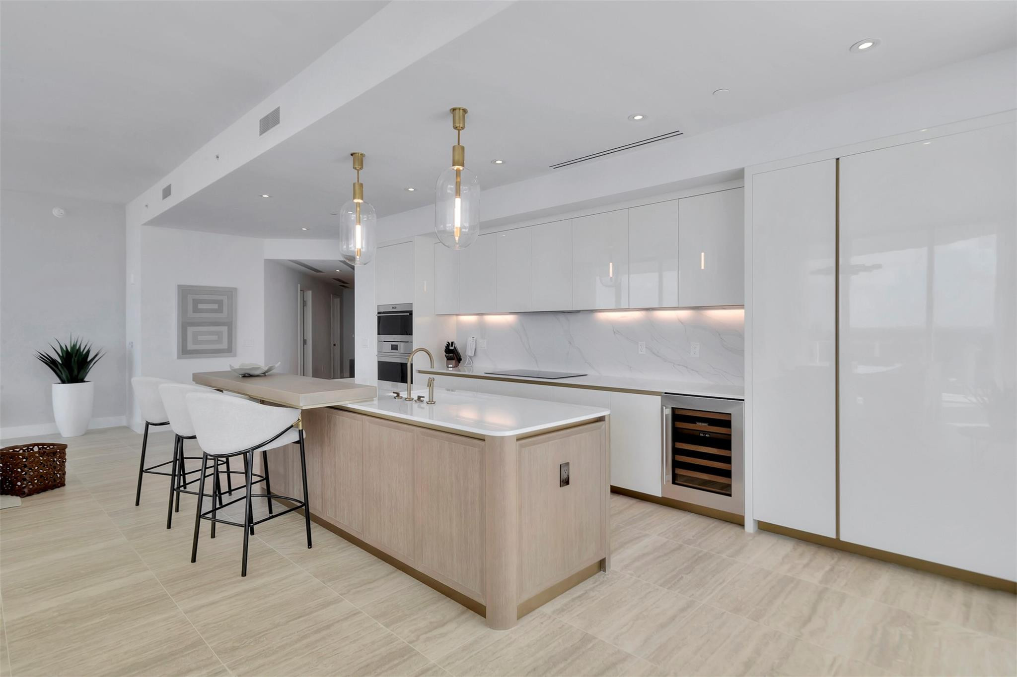 525 N Fort Lauderdale Beach #1903, Fort Lauderdale FL 33304