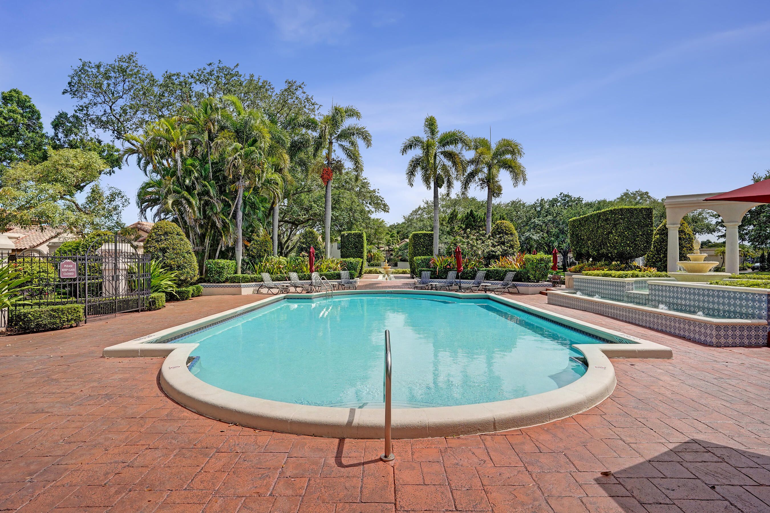 706 Via Genova, Deerfield Beach FL 33442
