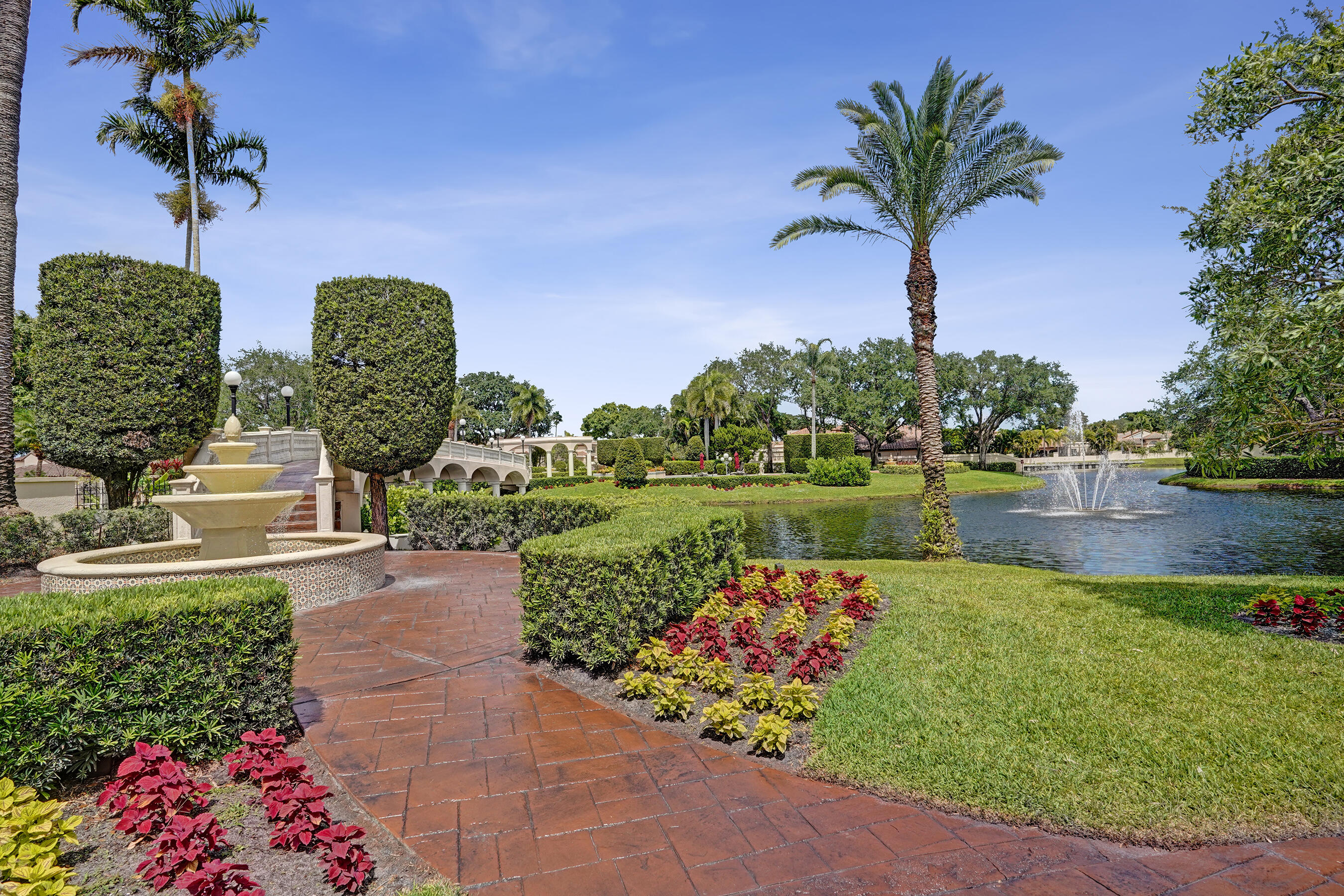 706 Via Genova, Deerfield Beach FL 33442