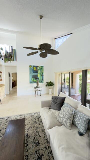 706 Via Genova, Deerfield Beach FL 33442