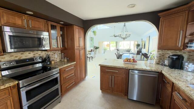 706 Via Genova, Deerfield Beach FL 33442