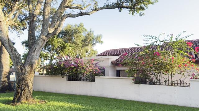 706 Via Genova, Deerfield Beach FL 33442