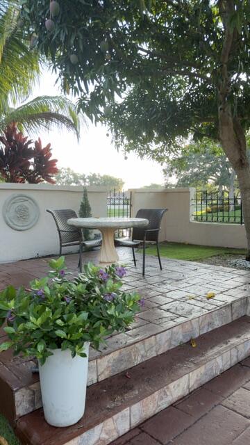 706 Via Genova, Deerfield Beach FL 33442