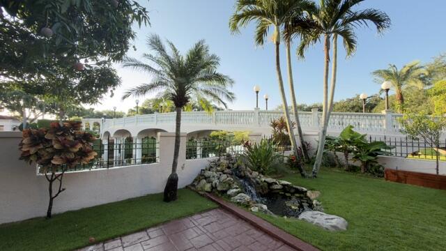 706 Via Genova, Deerfield Beach FL 33442