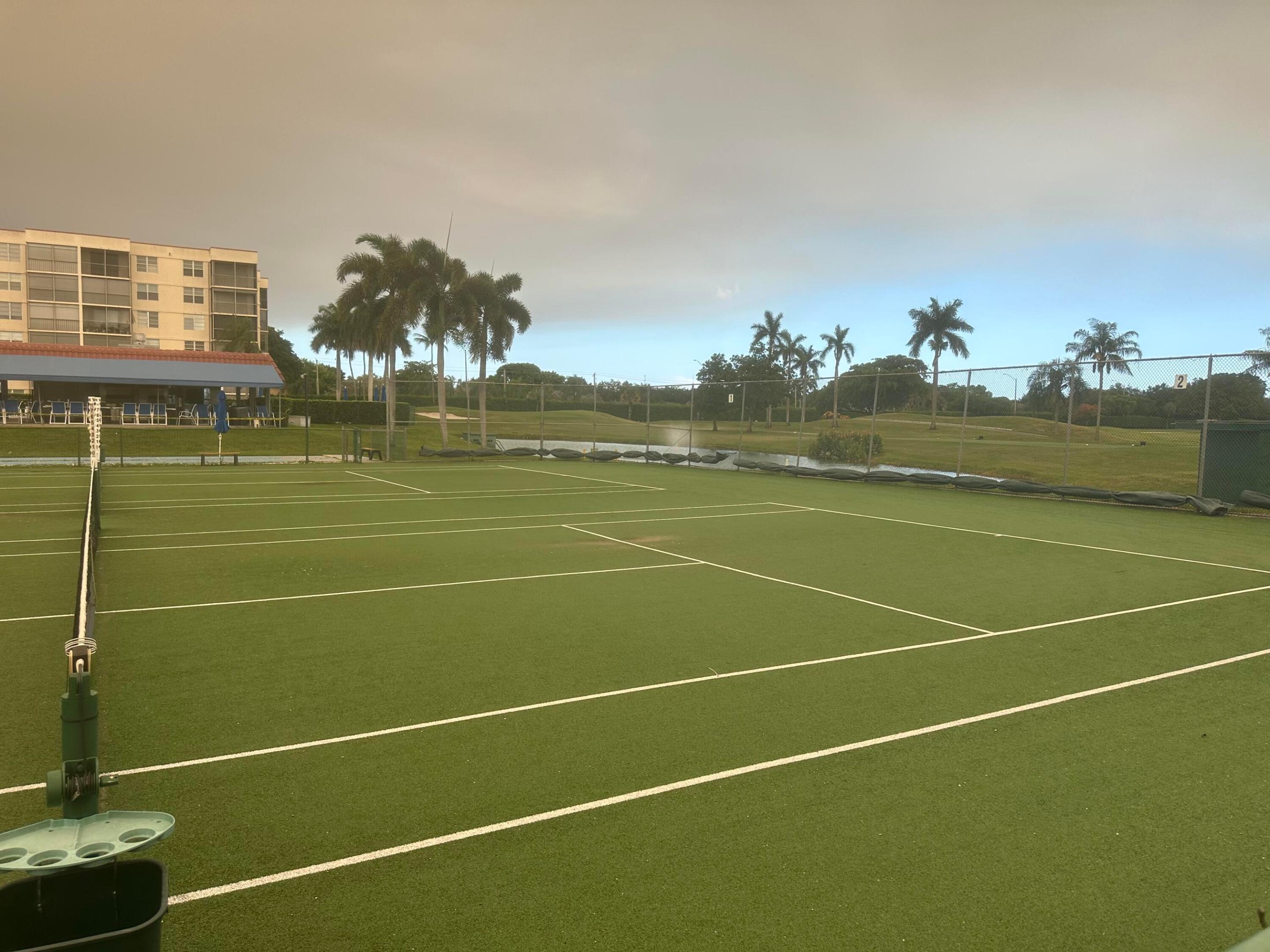 8960 S Hollybrook #301, Pembroke Pines FL 33025