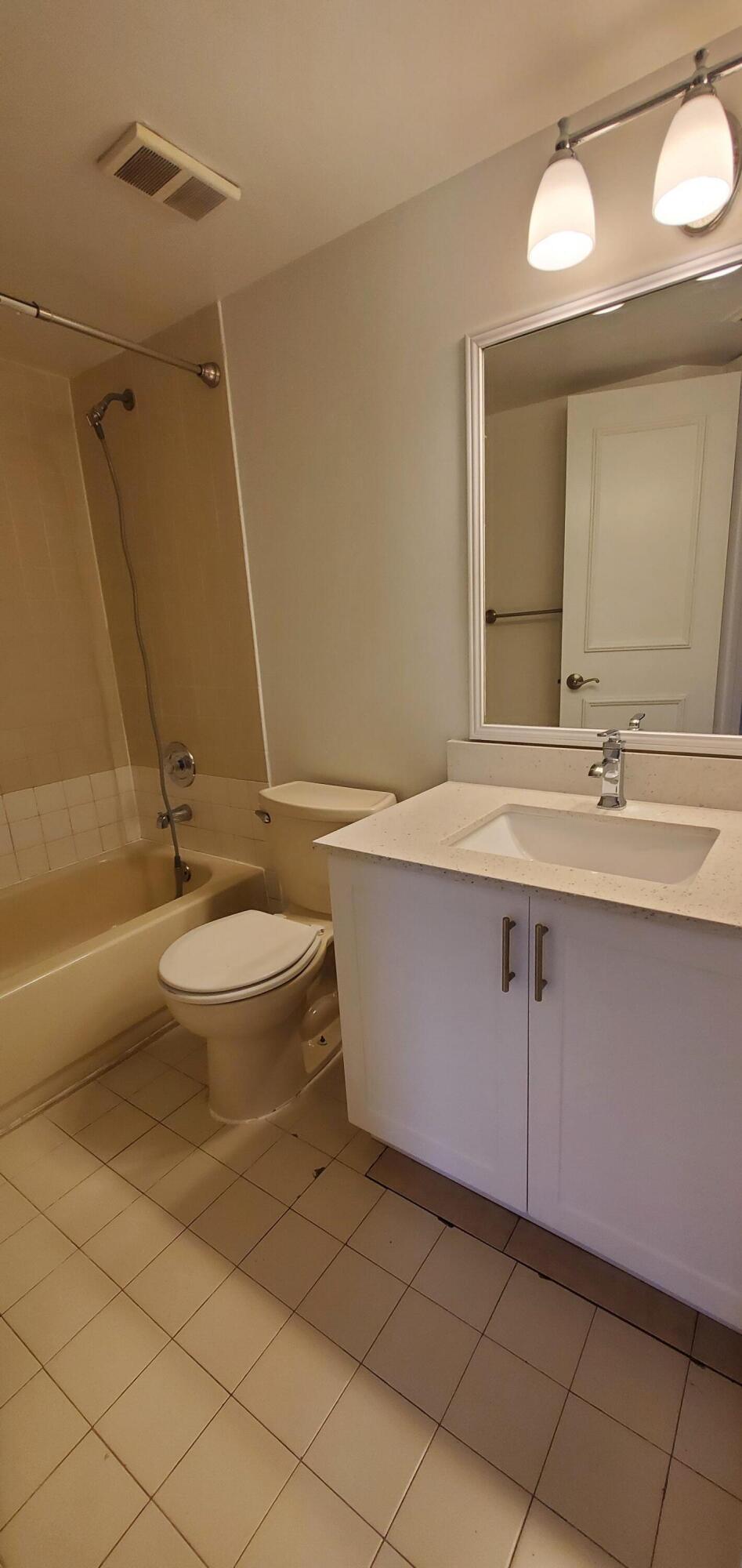 9033 Wiles #308, Coral Springs FL 33067