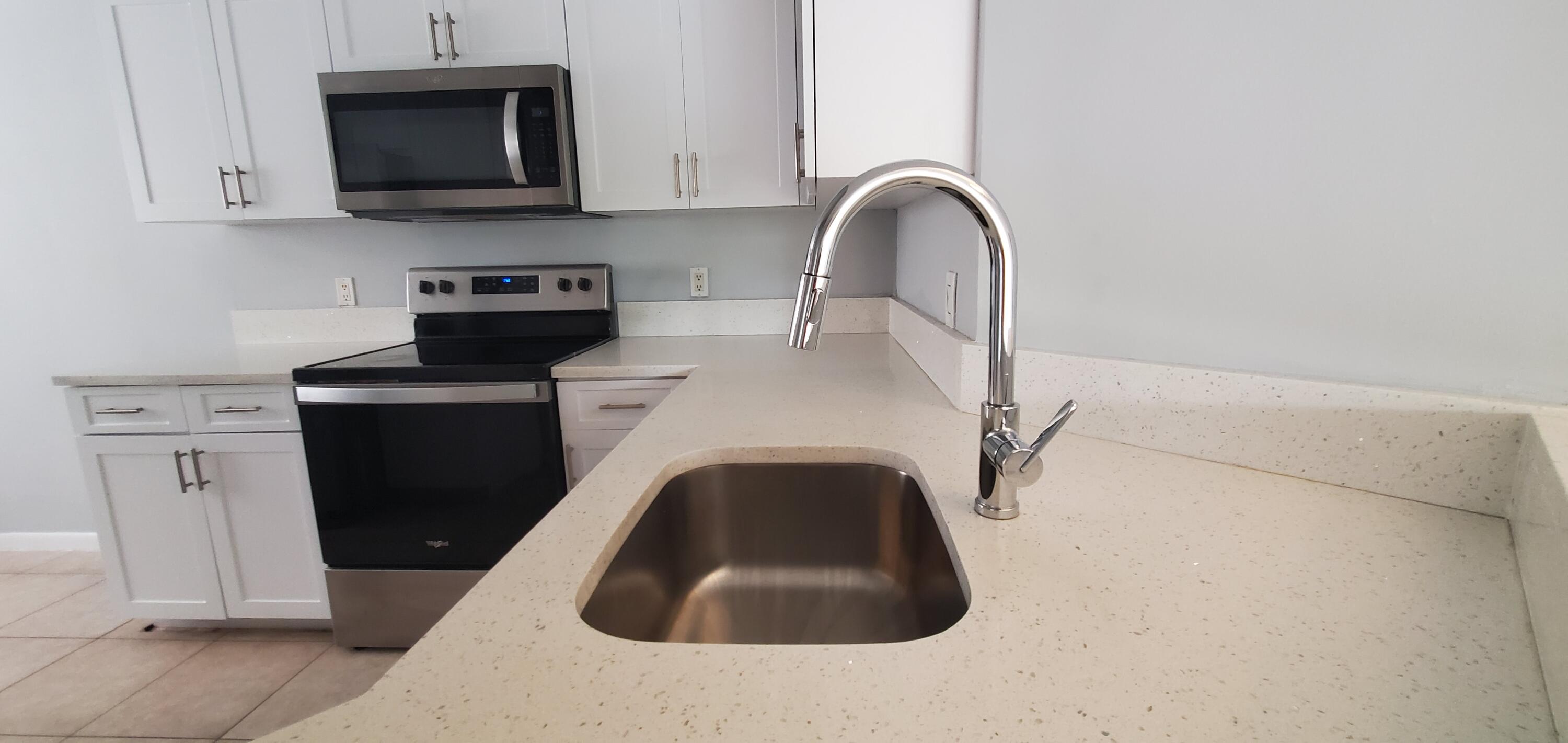 9033 Wiles #308, Coral Springs FL 33067