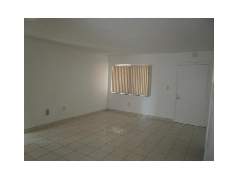 8015 SW 107th #218, Miami FL 33173