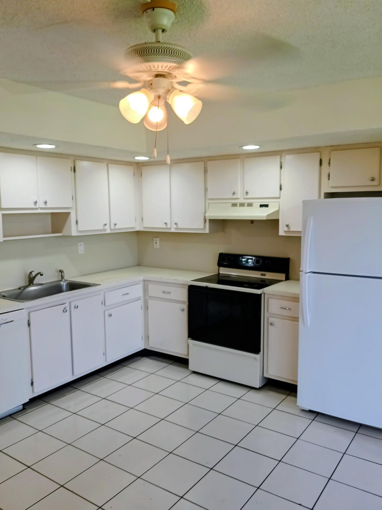 8015 SW 107th #218, Miami FL 33173